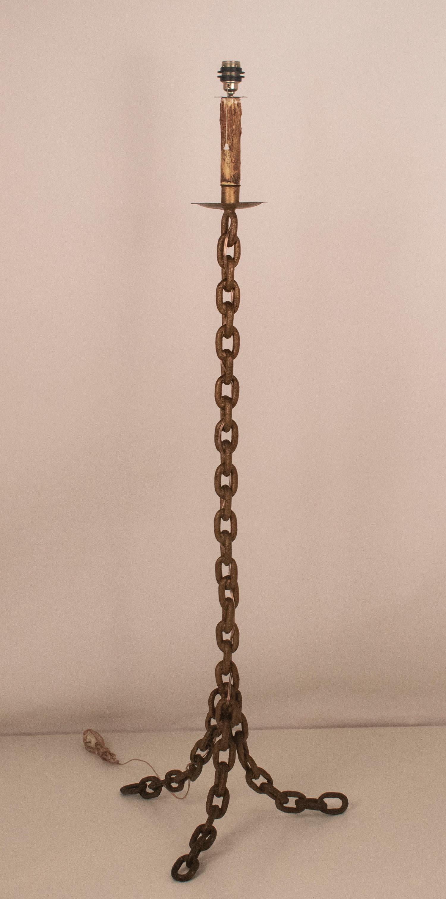 Mid-Century Modern Iron Chain Link Floor Lamp in the Style of Franz West, Spain, 1960's