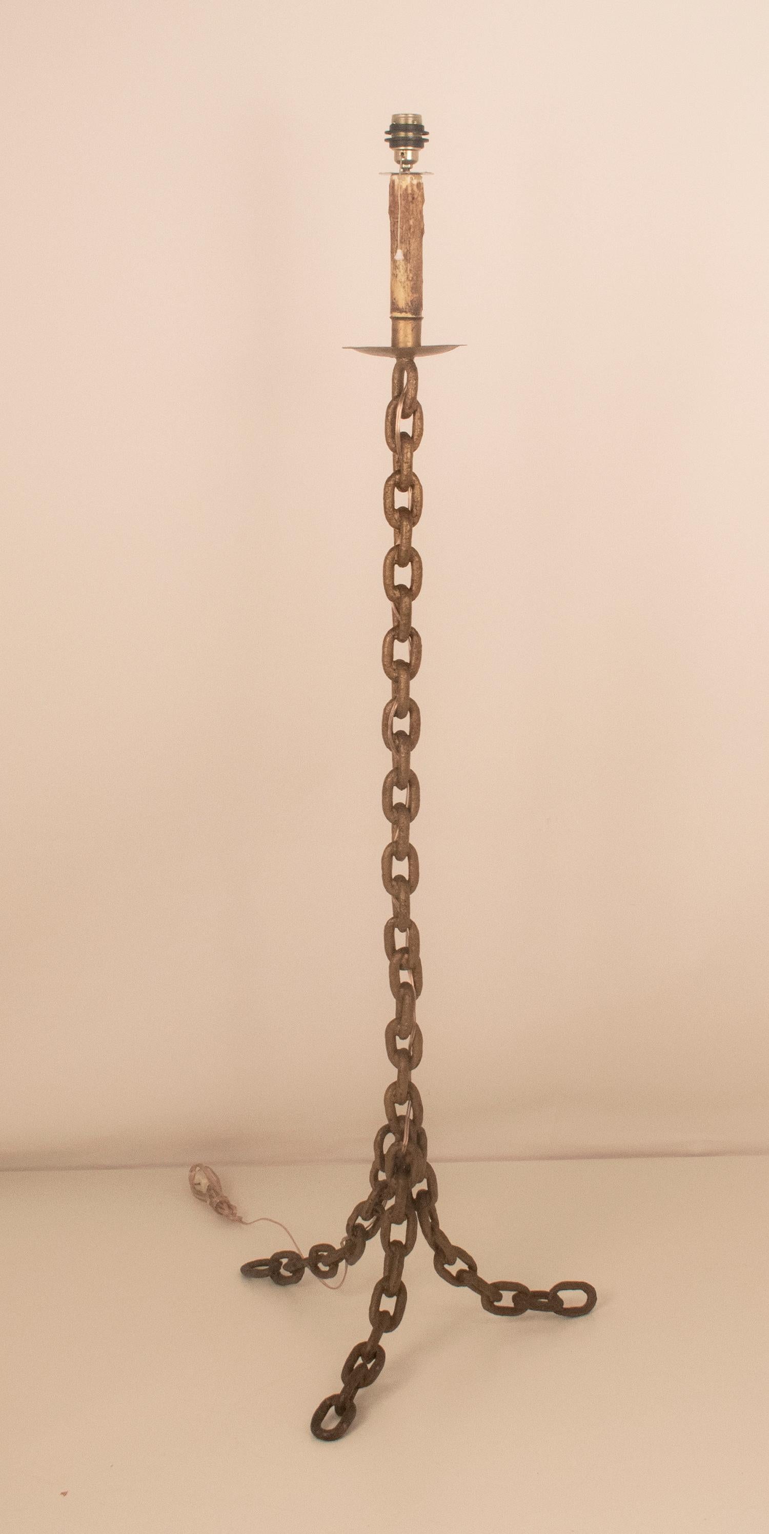 Spanish Iron Chain Link Floor Lamp in the Style of Franz West, Spain, 1960's