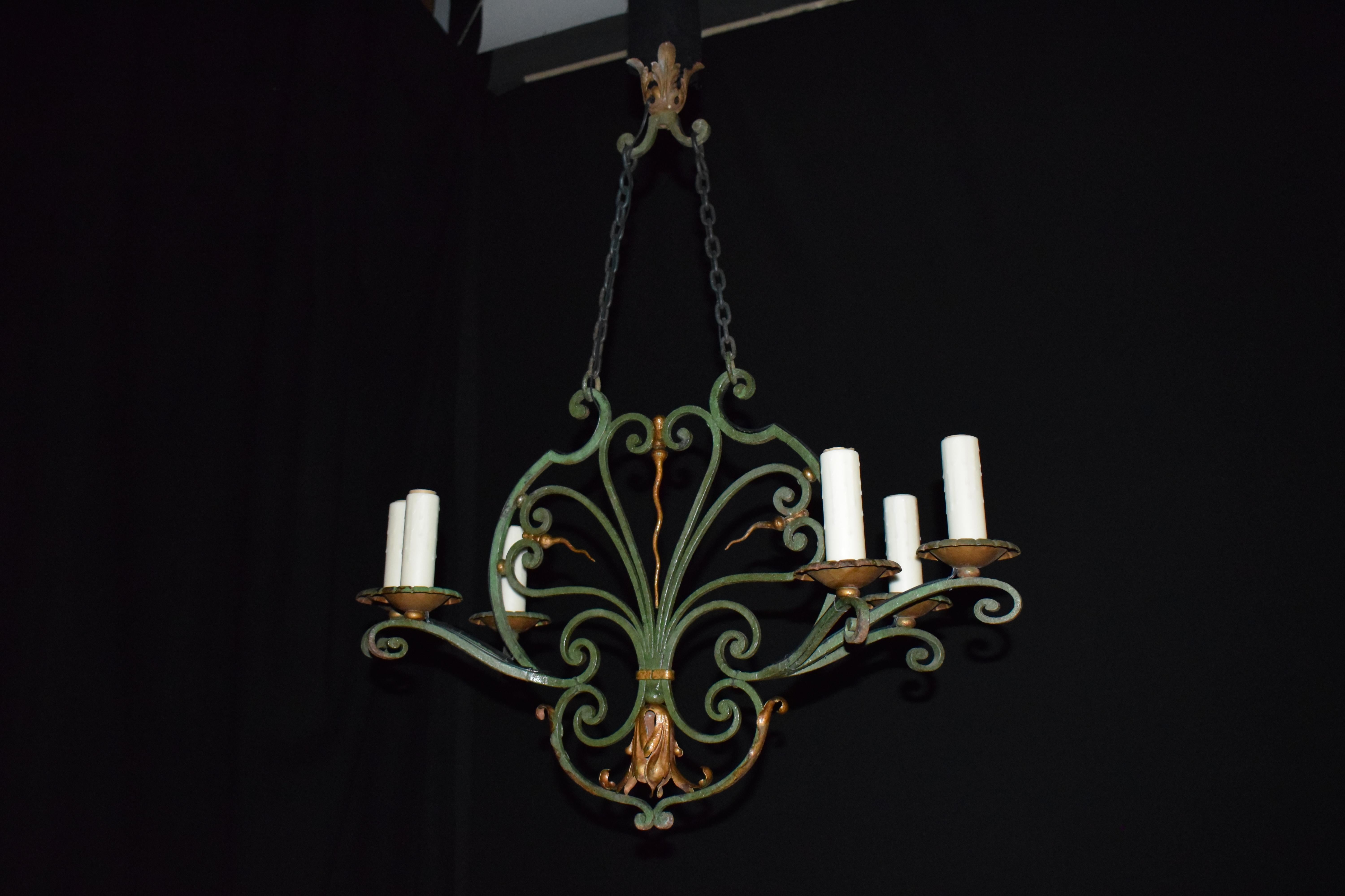 Lampadario in ferro in vendita 3
