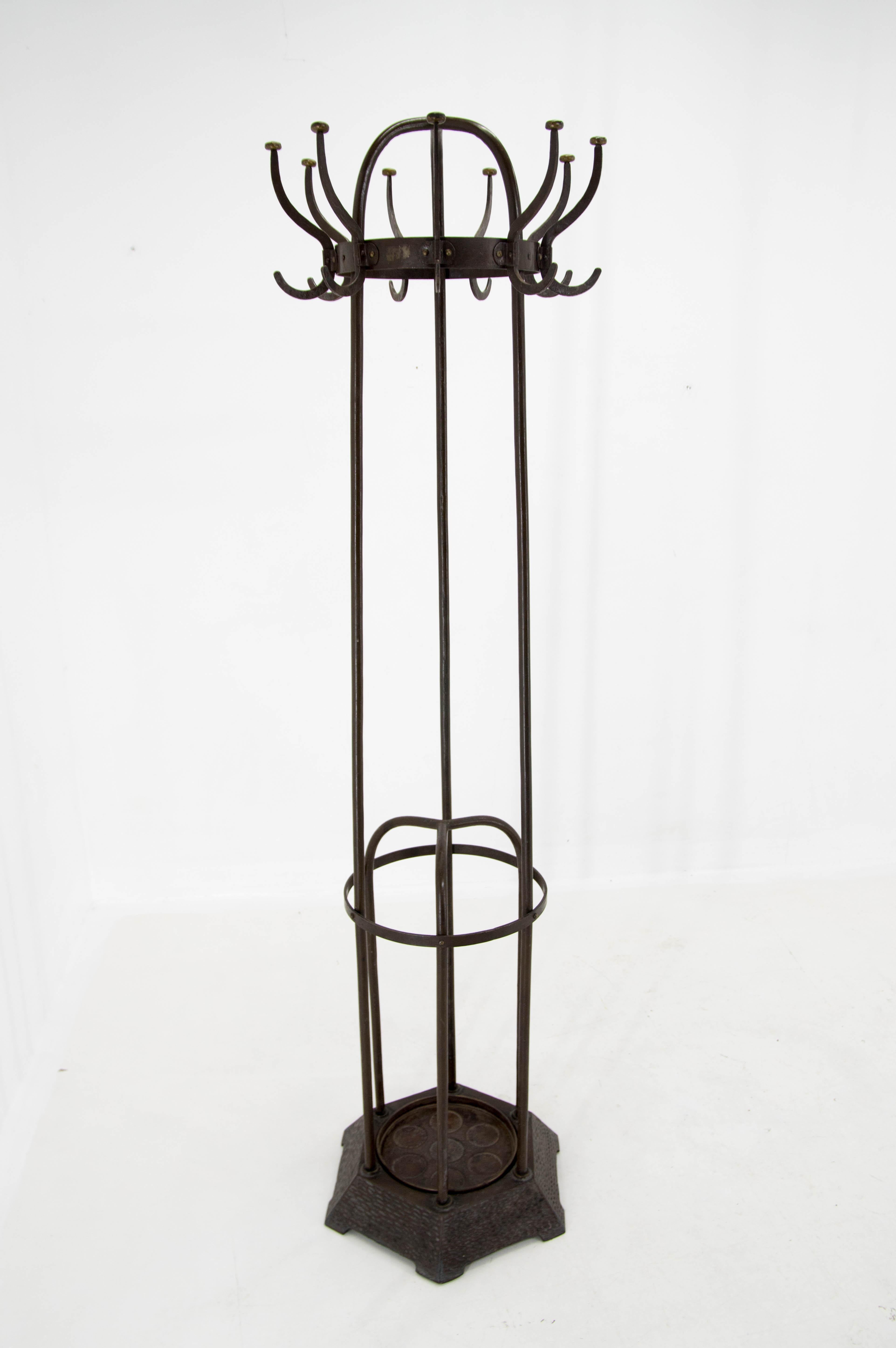 Iron Coat Rack by Koloman Moser, Wiener Werkstatte, 1900s For Sale 3