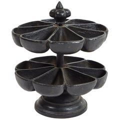 Antique Iron Cobbler Dish