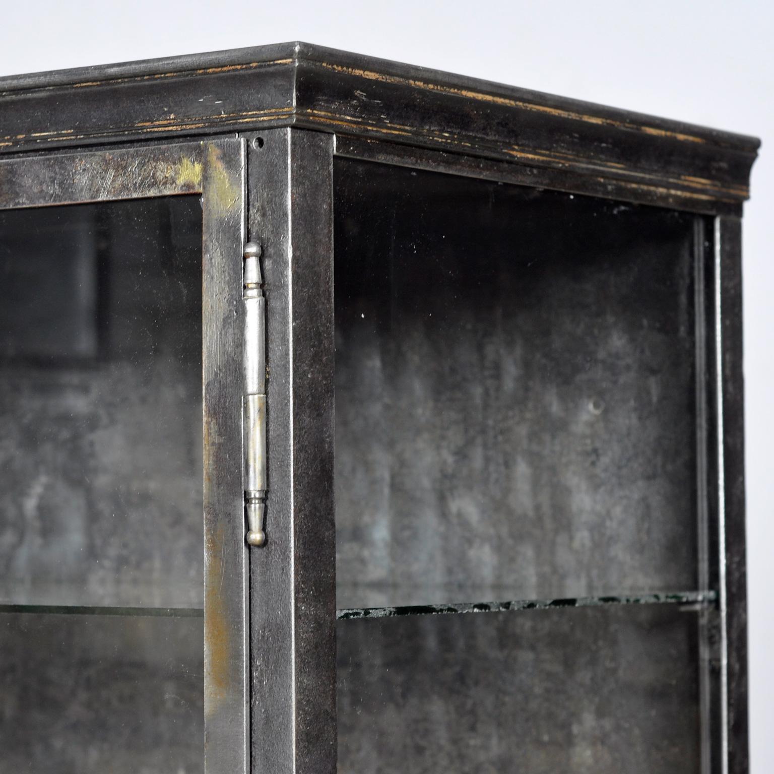 Iron display cabinet, circa 1920 For Sale 2