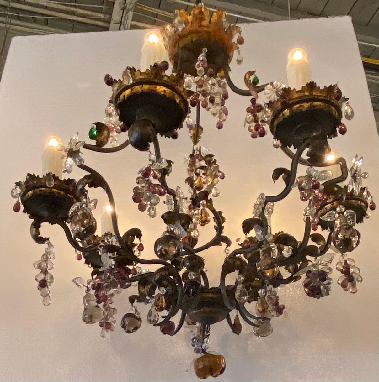 Iron and Gilt Tole Chandelier In Excellent Condition For Sale In Dallas, TX