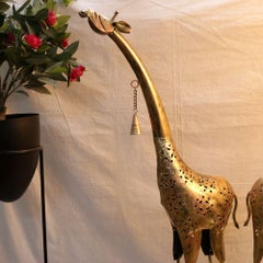 IRON GIRAFFE WITH BELL New