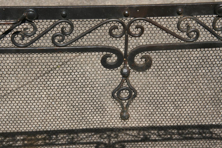Early 20th Century Iron Hand Forged Fireplace Screen 1920's For Sale