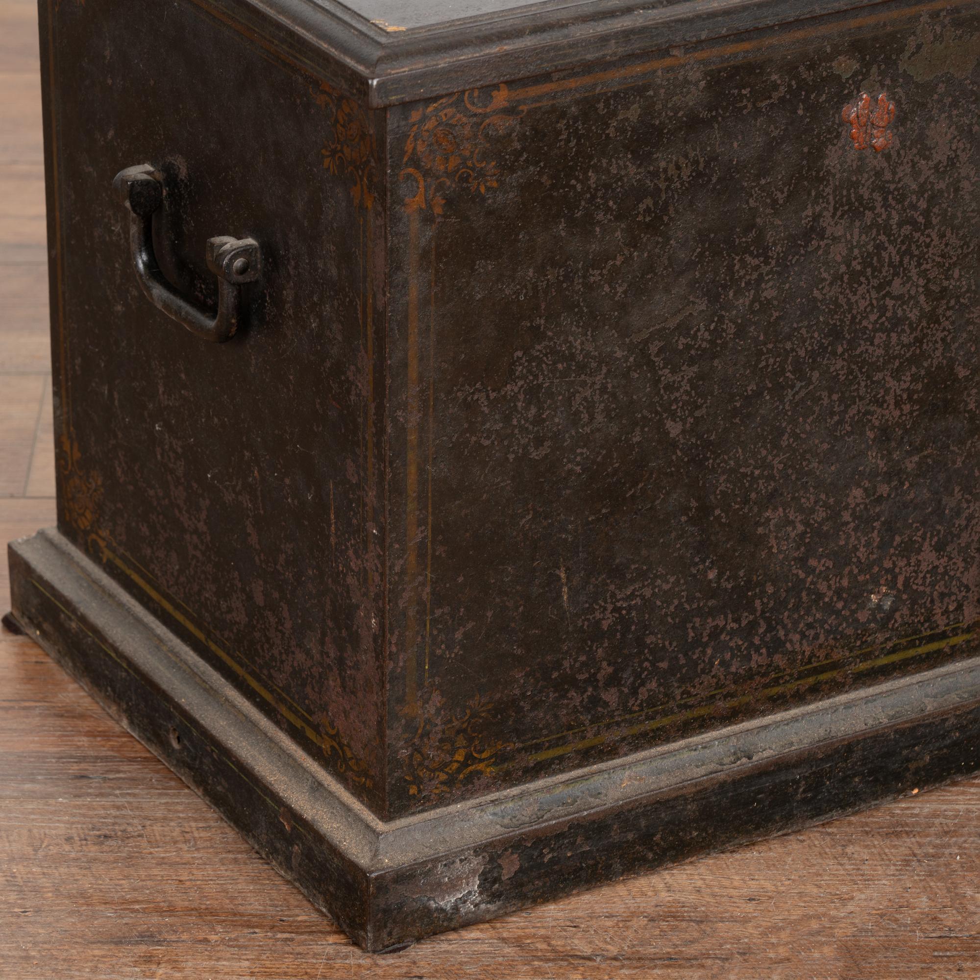 Iron Lock Box Safe Side Table, Denmark circa 1860-80 In Good Condition For Sale In Round Top, TX