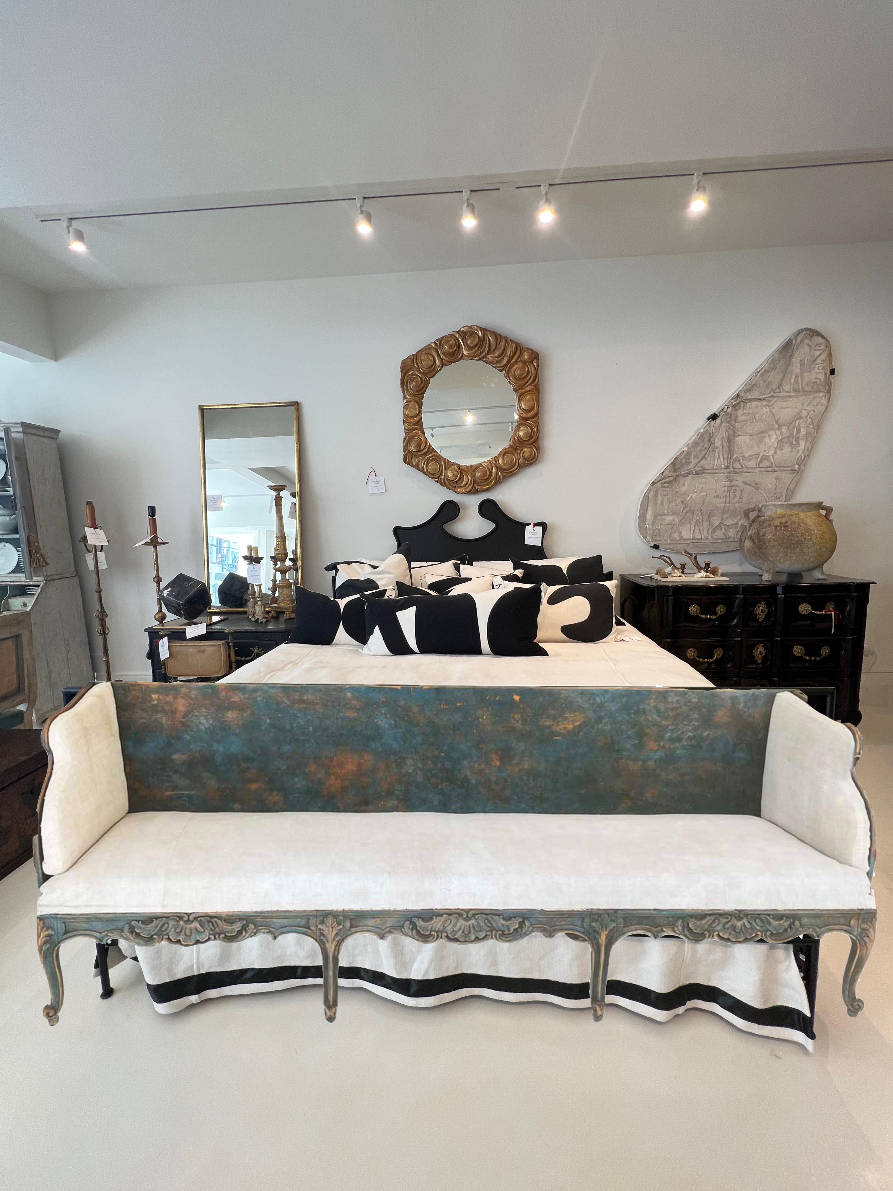 This beautiful Louis XV style iron headboard is part of the custom Tara Shaw Maison collection. Handcrafted in New Orleans. Showroom sample - king size Louis XV iron headboard and footboard with side rails. Minor scratches and scuffs.