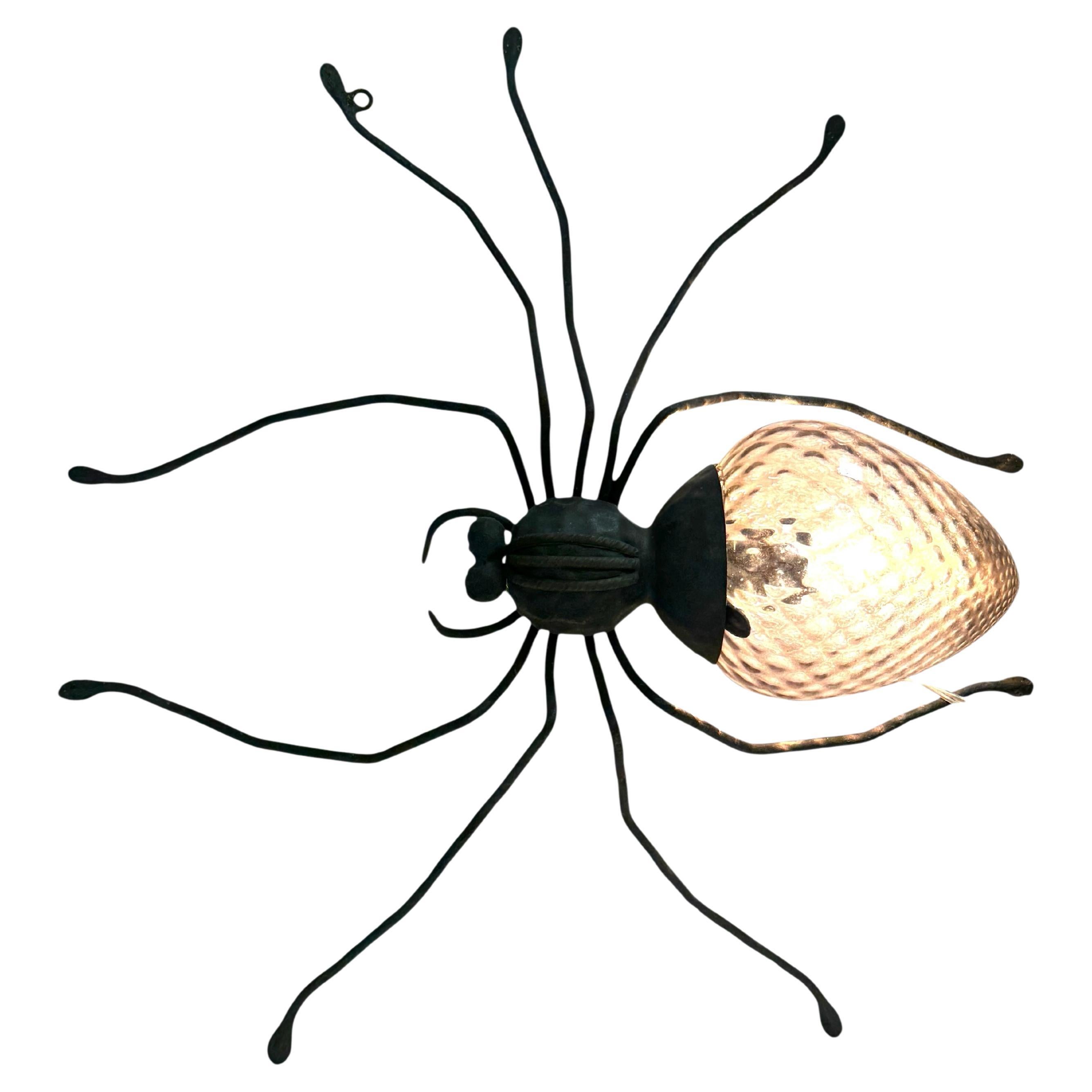 Ragno in ferro e metallo con vetro di Murano, scultura ad applique, Italia anni
70