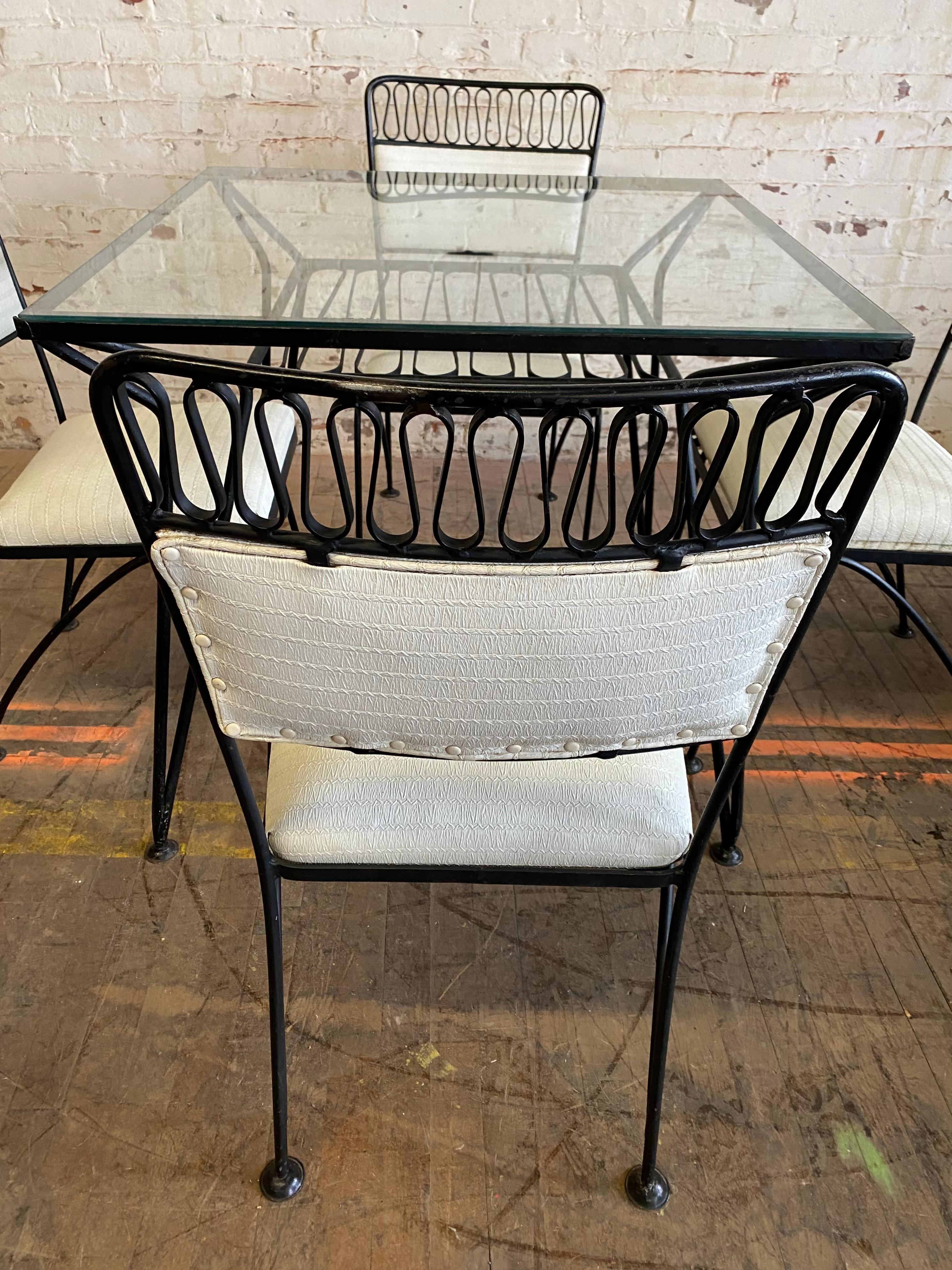 Tissu Ensemble de table moderniste en fer, jardin, intérieur / extérieur, par Salterini en vente