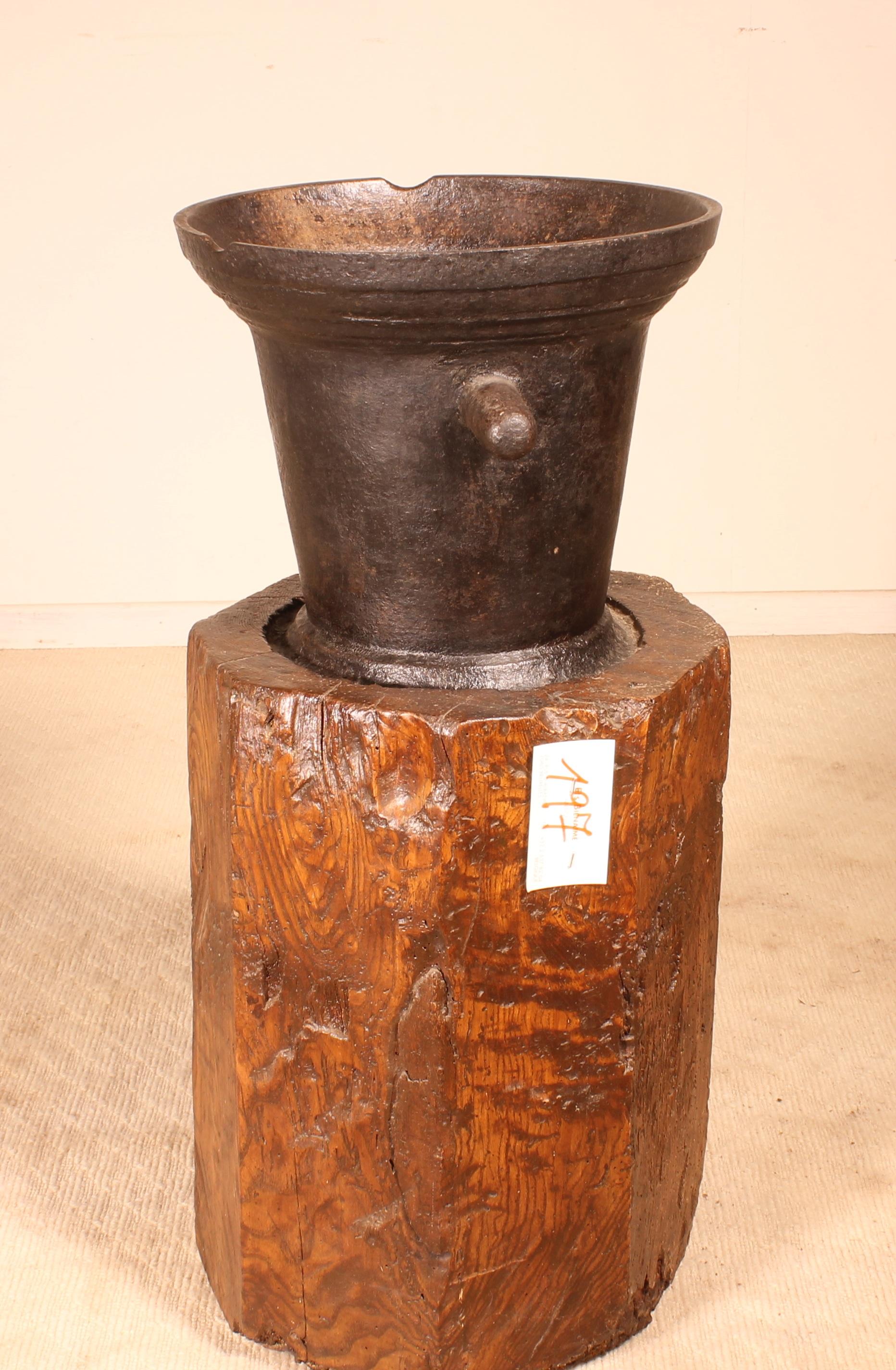 French Iron Mortar, circa 1600 with Its Original Base For Sale