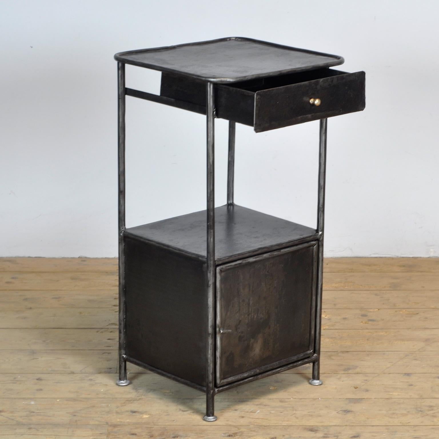 Iron Nightstand, 1910's In Good Condition For Sale In Amsterdam, Noord Holland