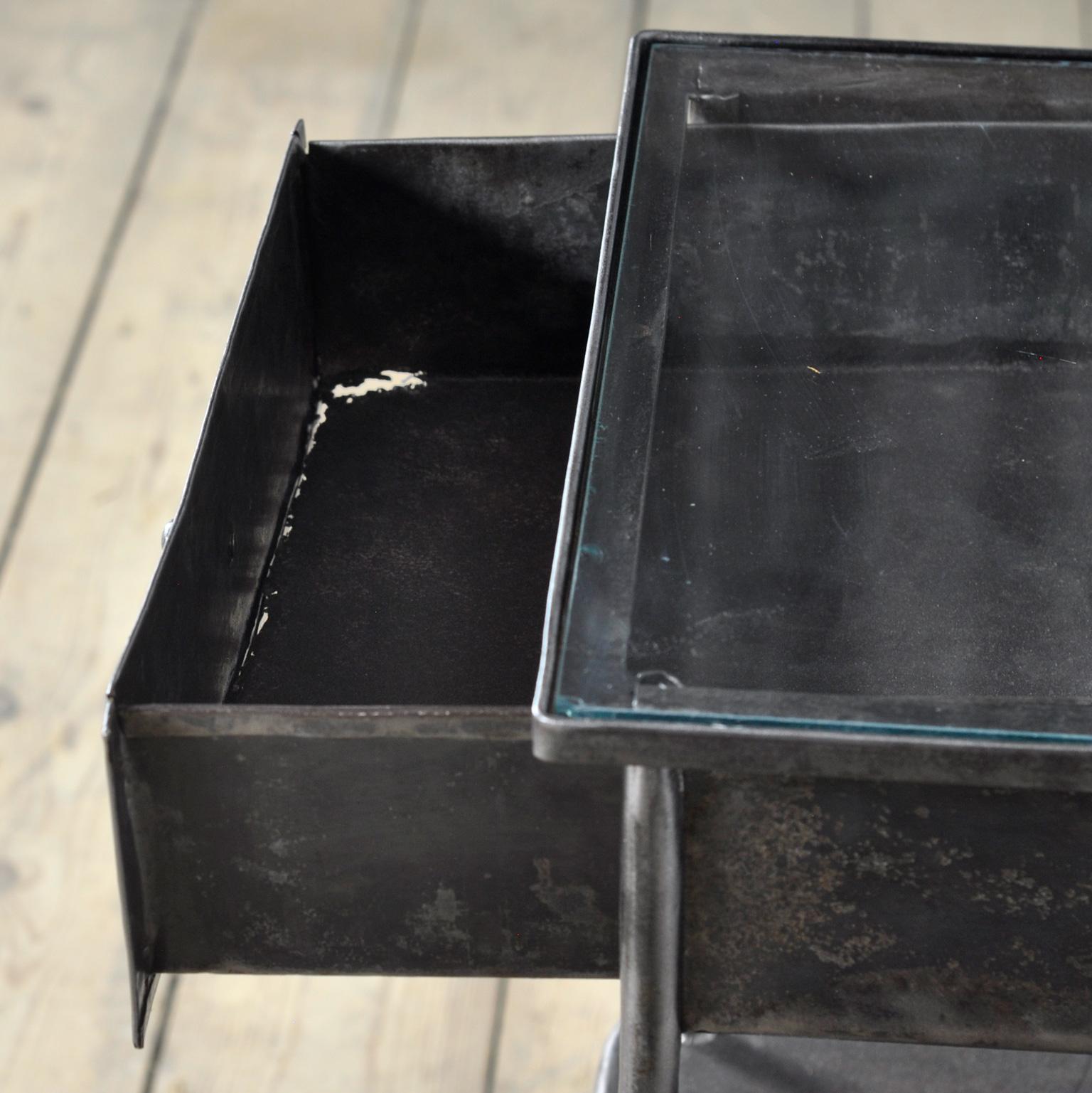 Early 20th Century Iron nightstand, 1910s For Sale