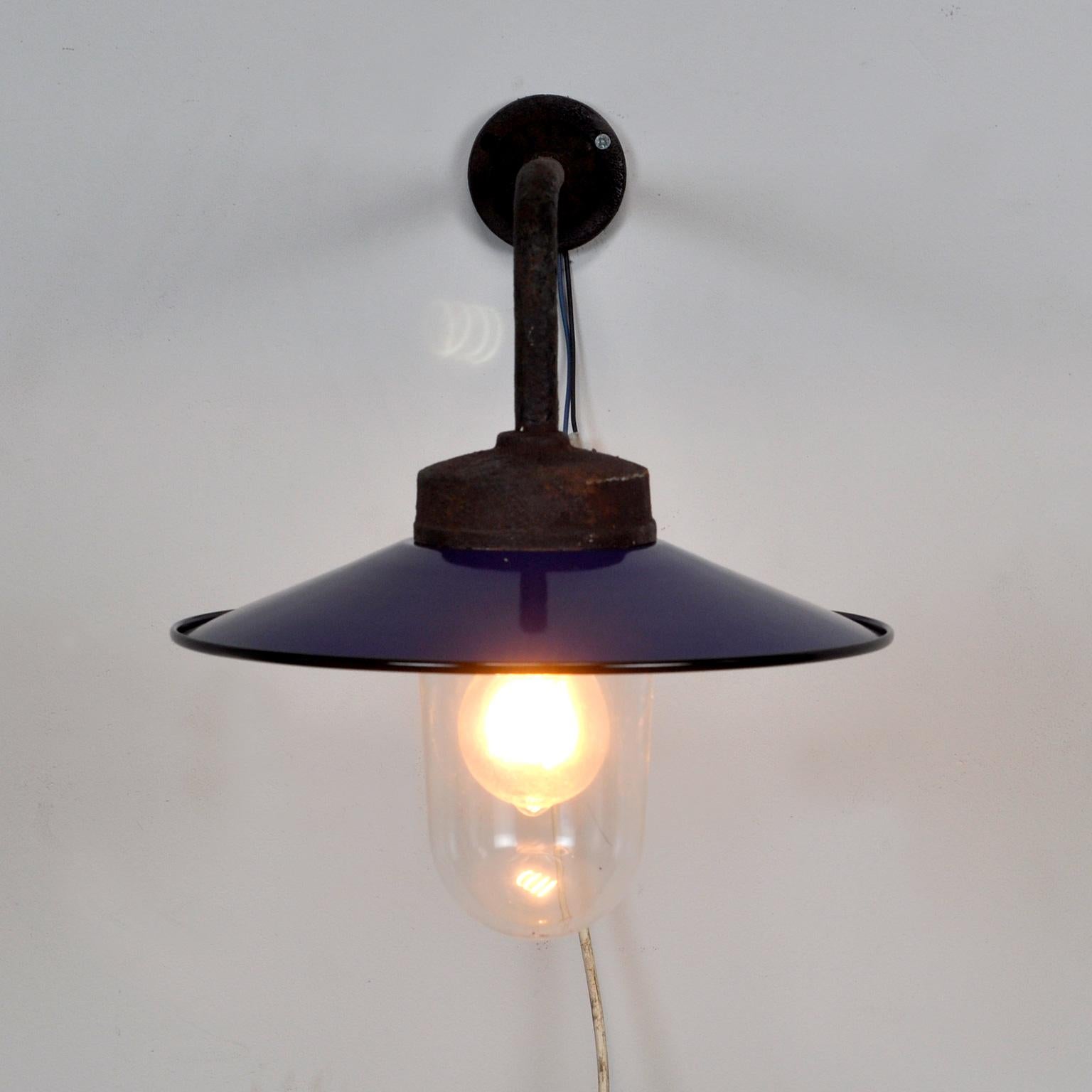 Iron Outdoor Lamp 2