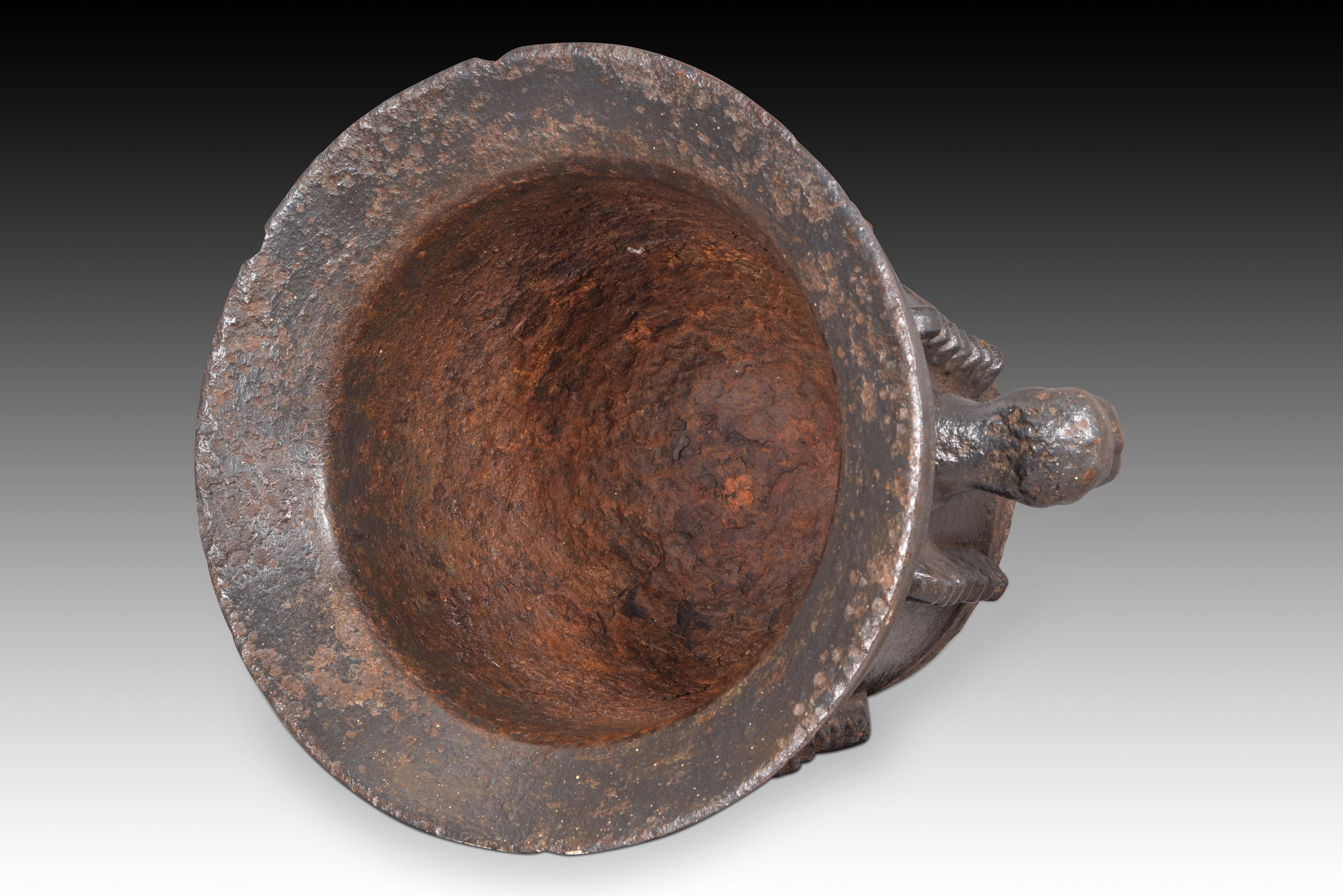 Iron pharmacy mortar. 18th-19th centuries. For Sale 5