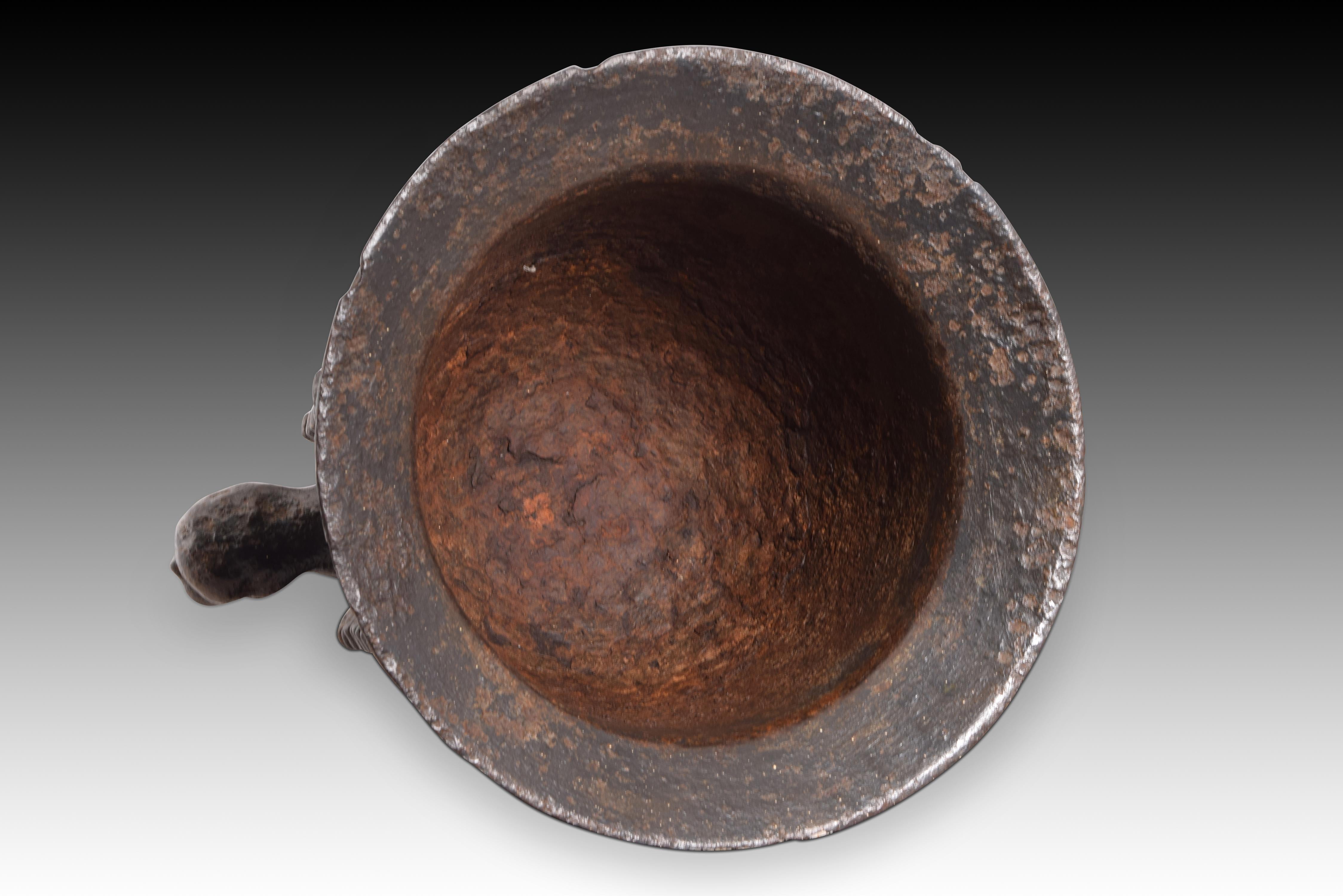 Iron pharmacy mortar. 18th-19th centuries. For Sale 6