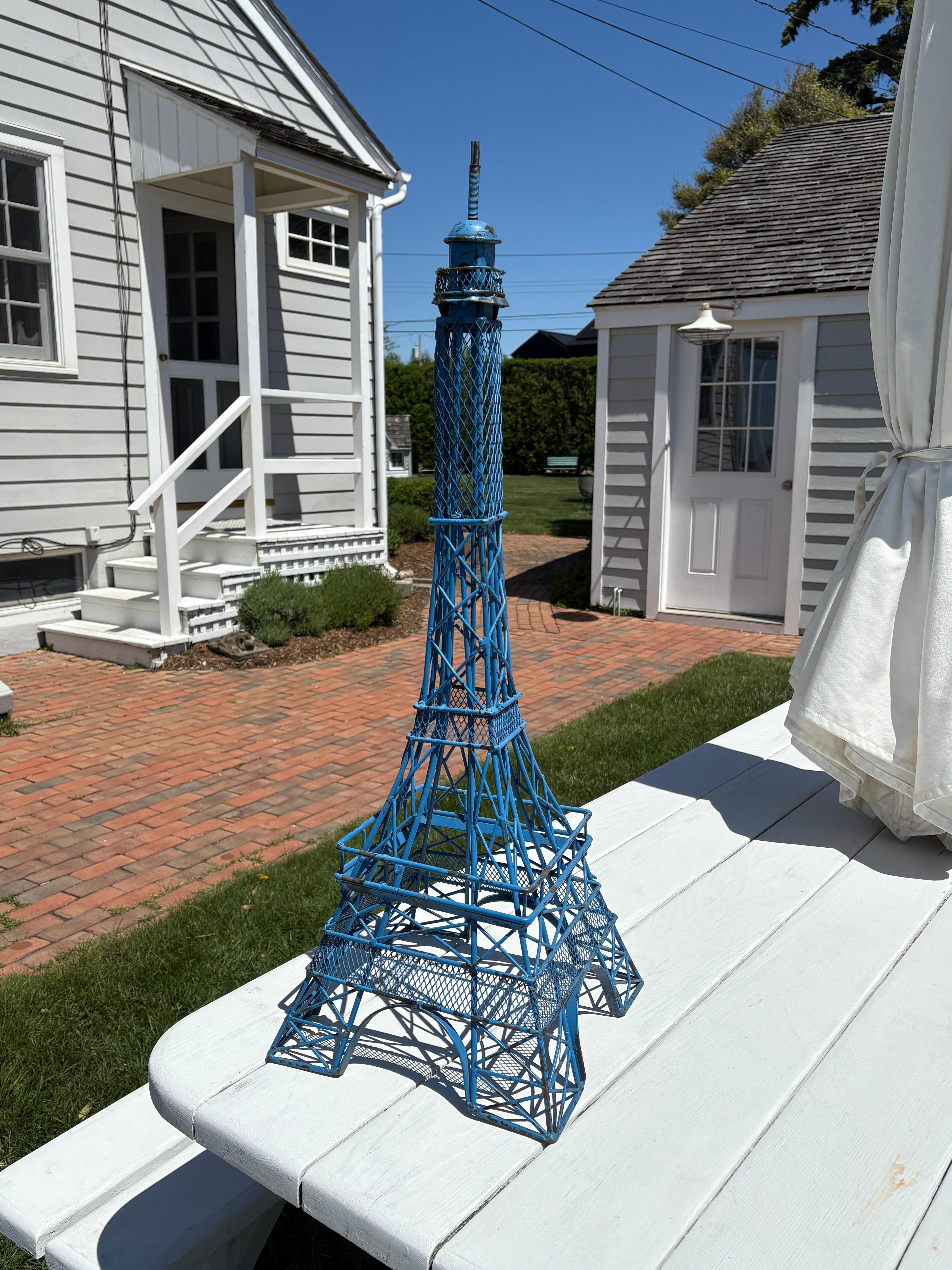 Iron Replica of the Iconic Eiffel Tower For Sale 1