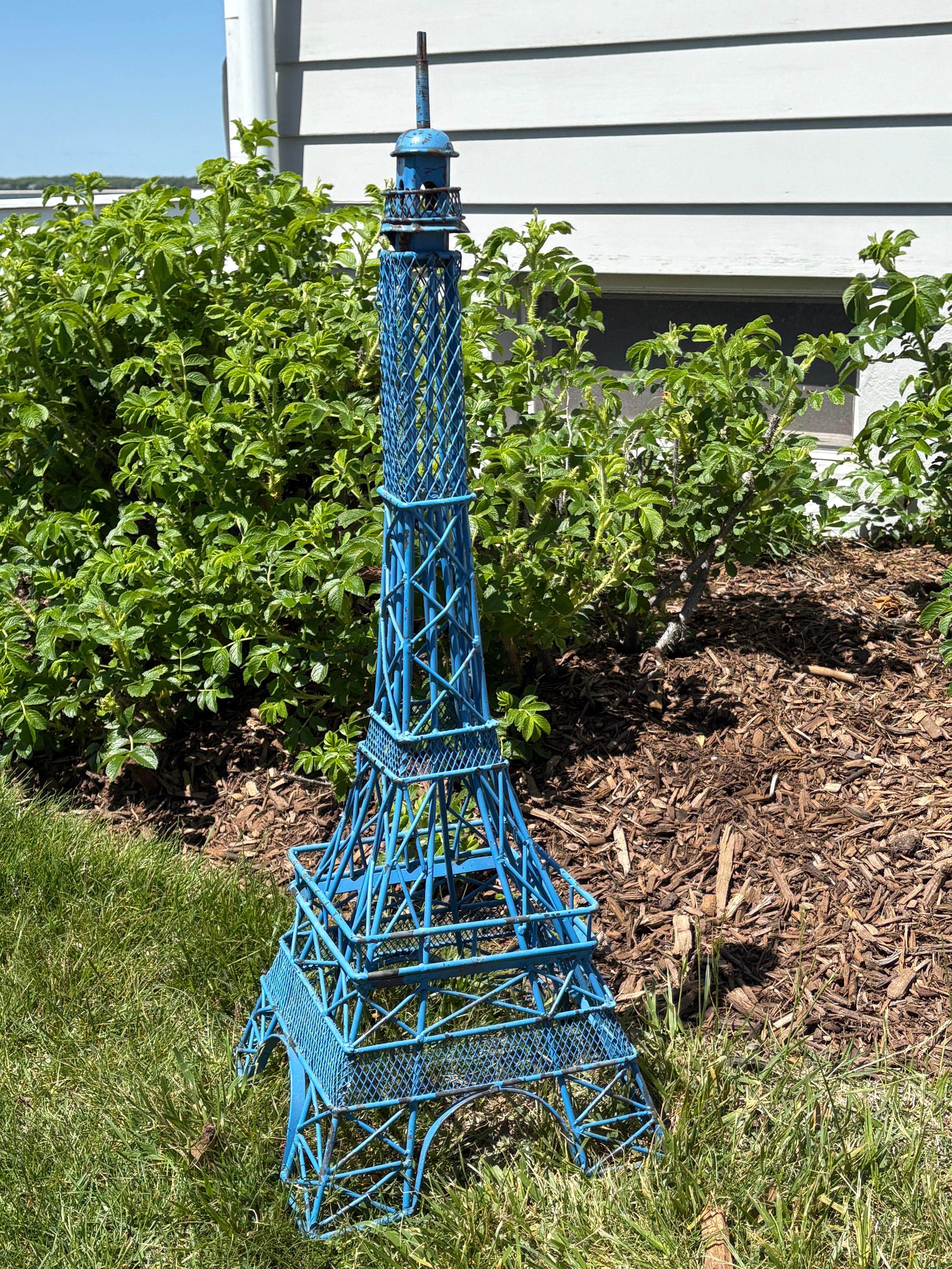 Iron Replica of the Iconic Eiffel Tower For Sale 2