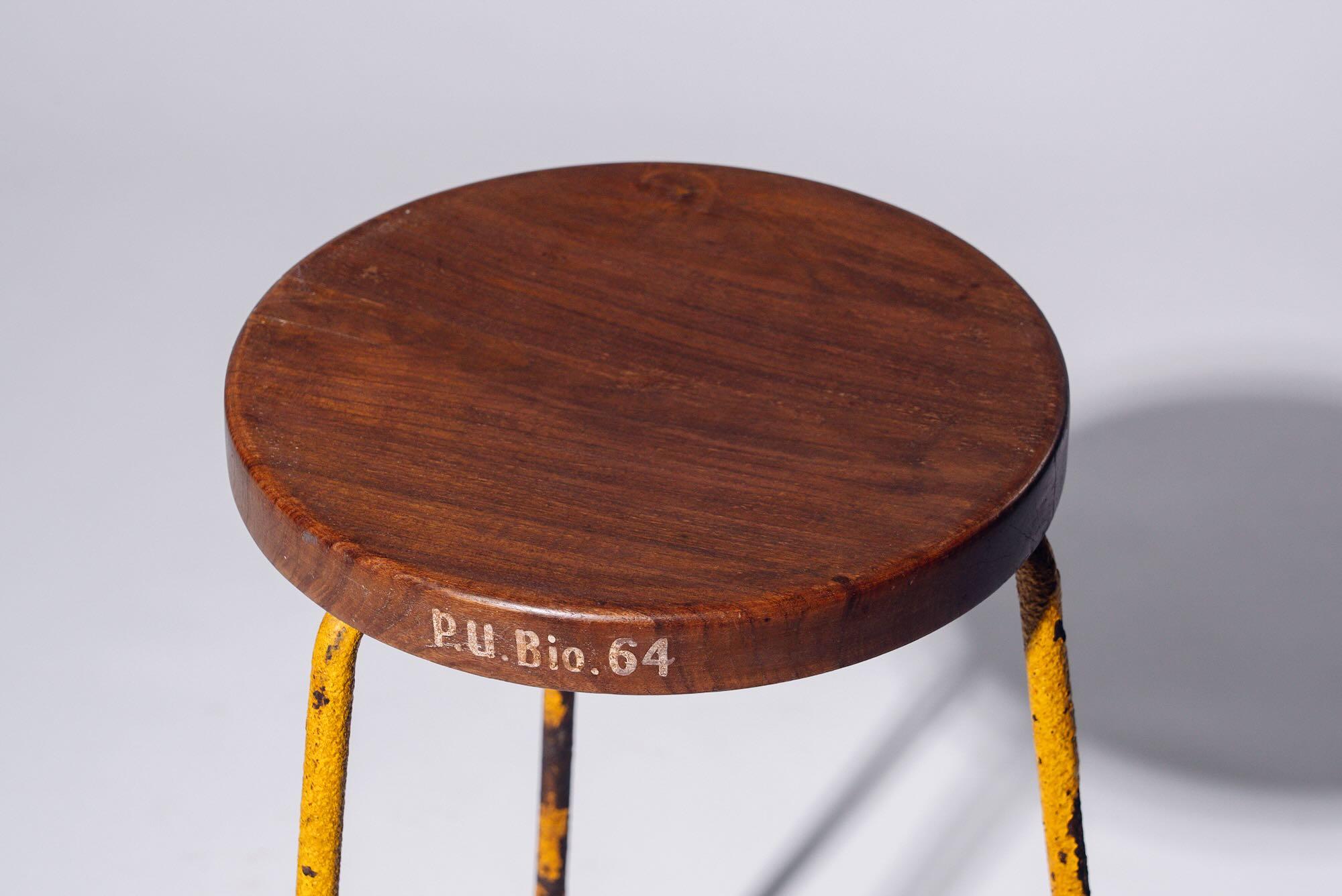 Indian Iron Round Stool by Pierre Jeanneret for Chandigarh, India, Circa 1960 For Sale