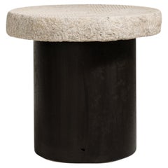 Table d'appoint en fer avec plateau en pierre