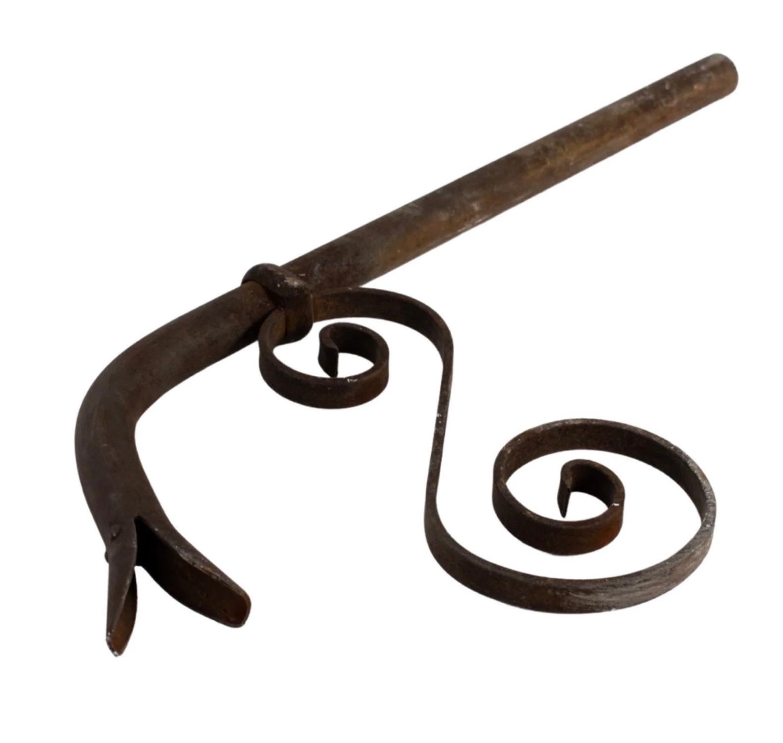 Iron Spout In Good Condition For Sale In Dallas, TX