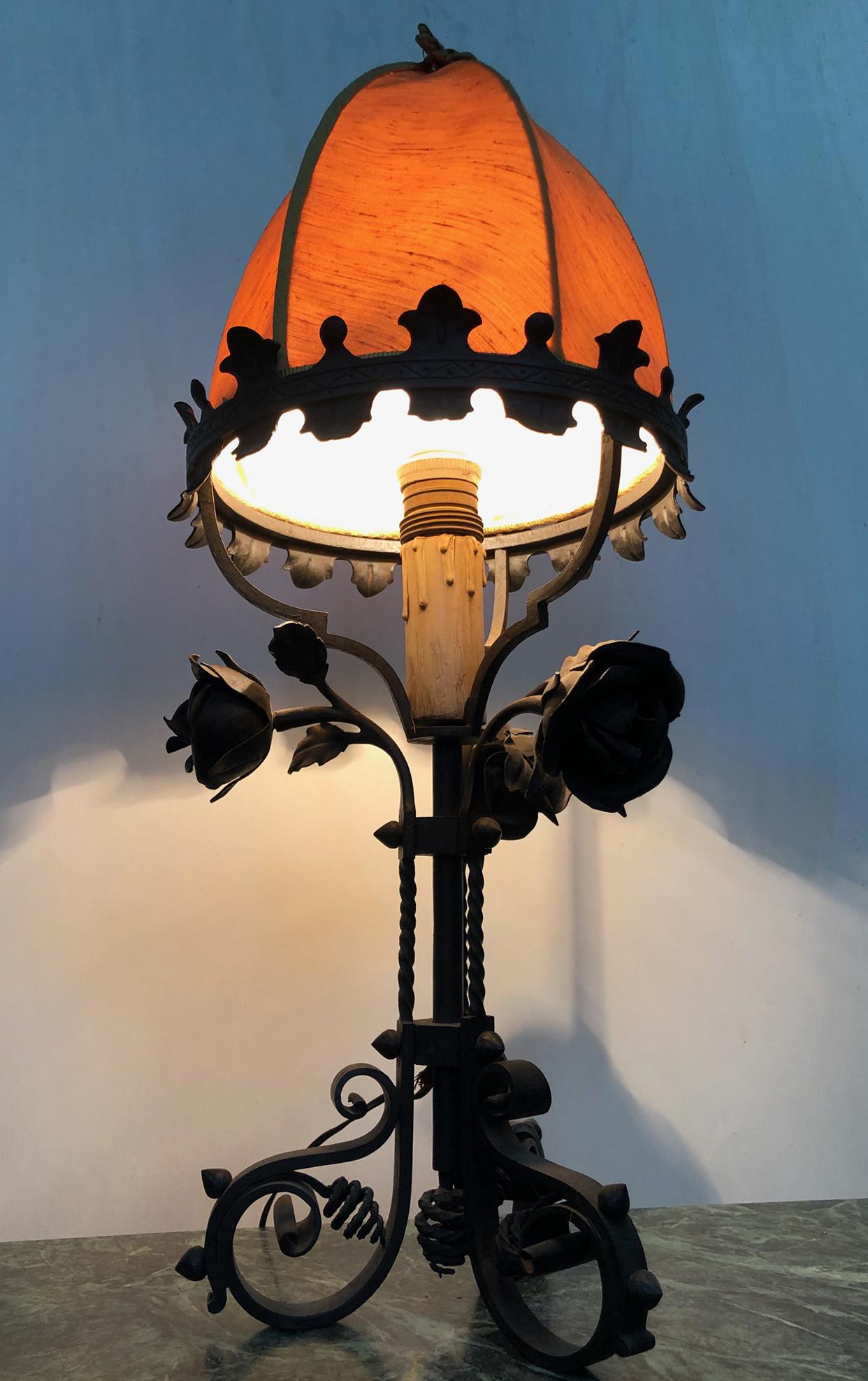 Mid-Century Modern Iron Table Lamp Original Italian For Sale