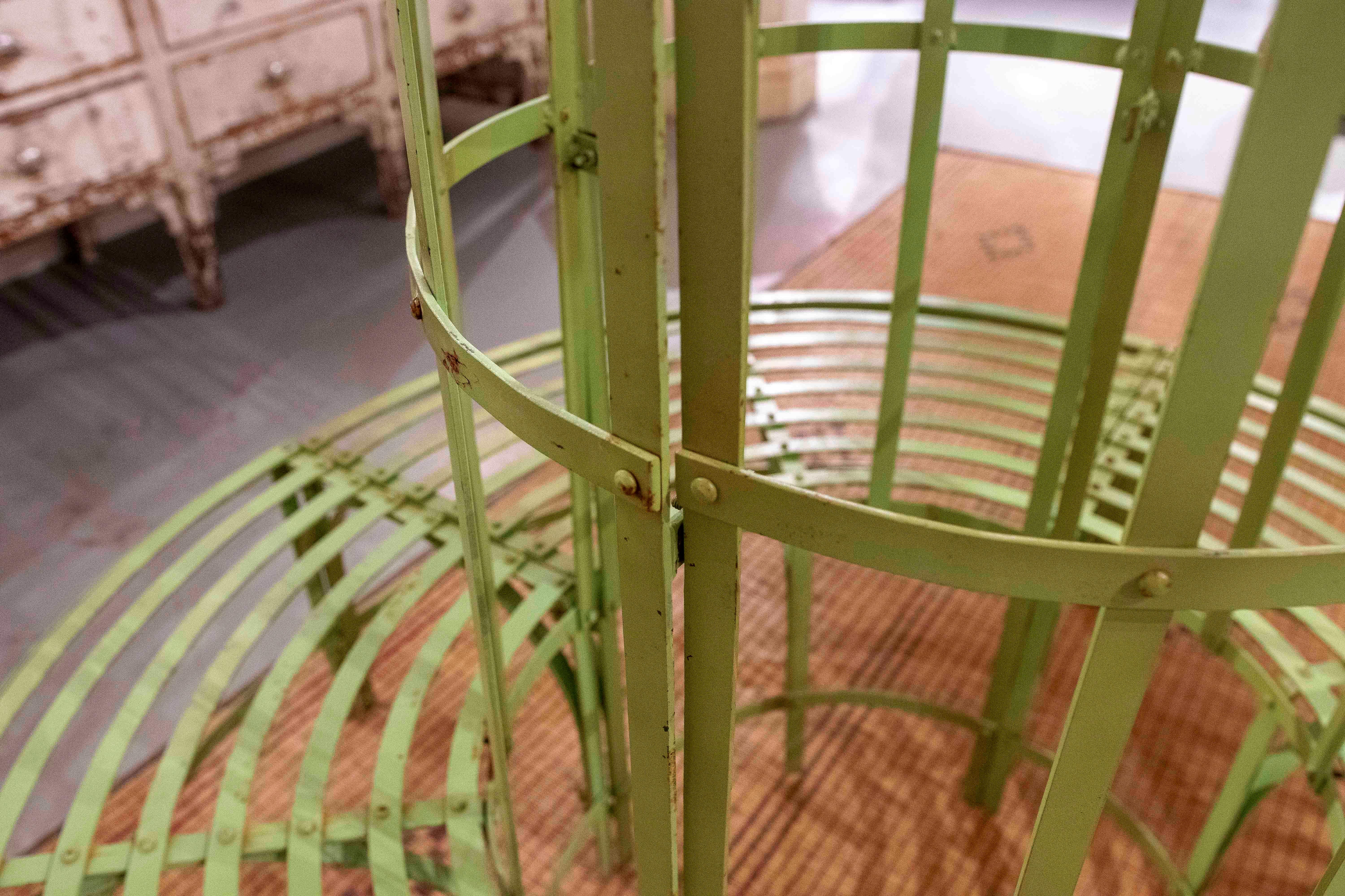 Iron Tree Bench Painted in Green Colour 1
