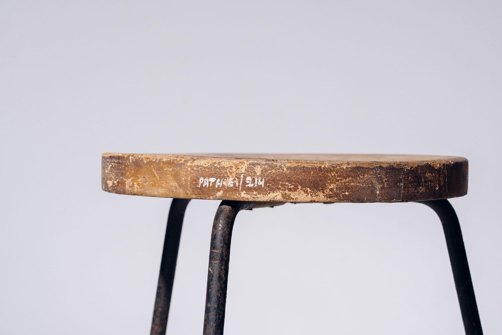 Iron Triangle Low Stool by Pierre Jeanneret for Chandigarh, India, Circa 1960 In Good Condition For Sale In Tokyo, JP