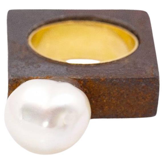 IRON Yellow Gold and Baroque Pearl Ring For Sale