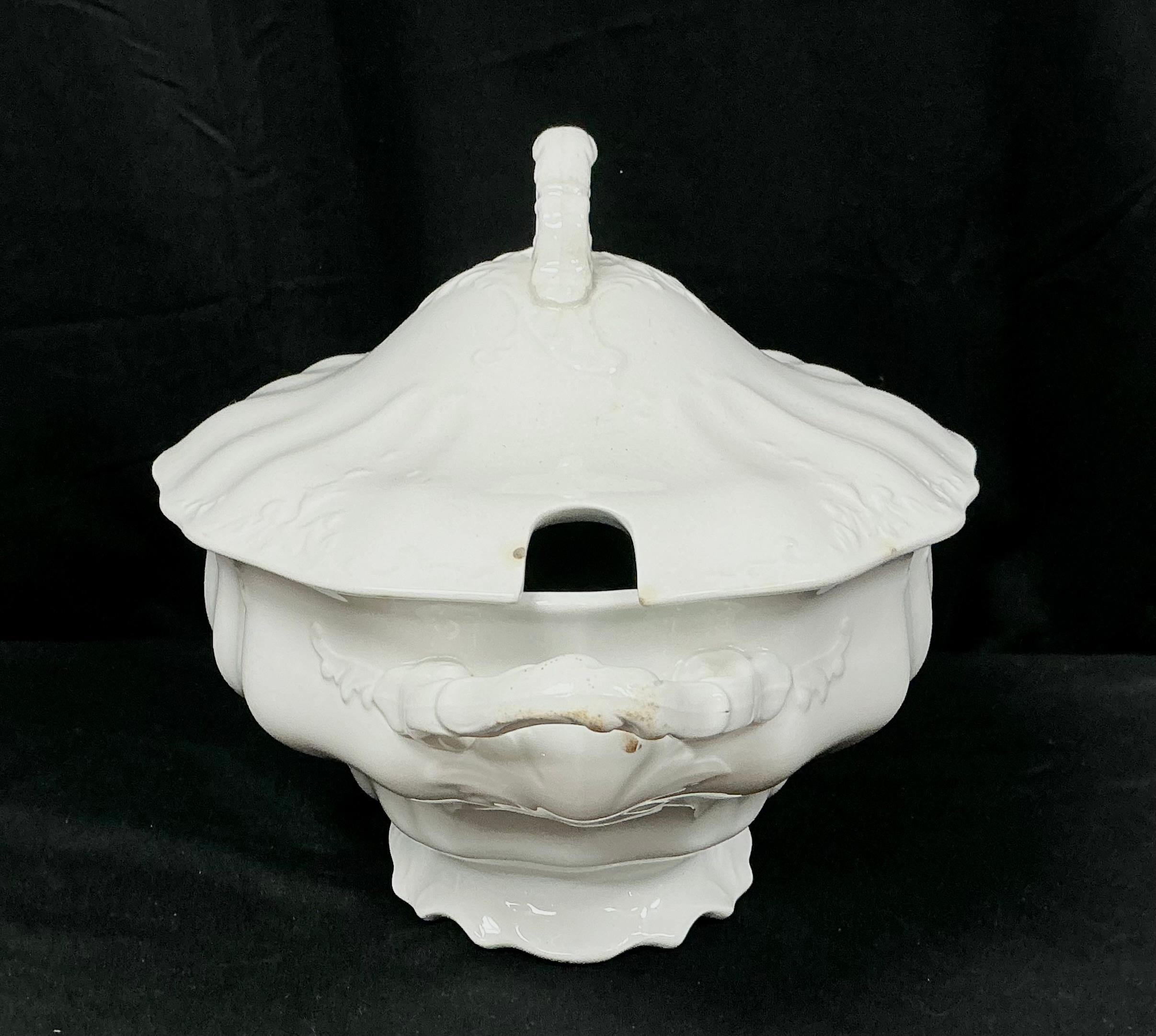 British Ironstone Soup Tureen With Lid by Johnson Brothers, England For Sale