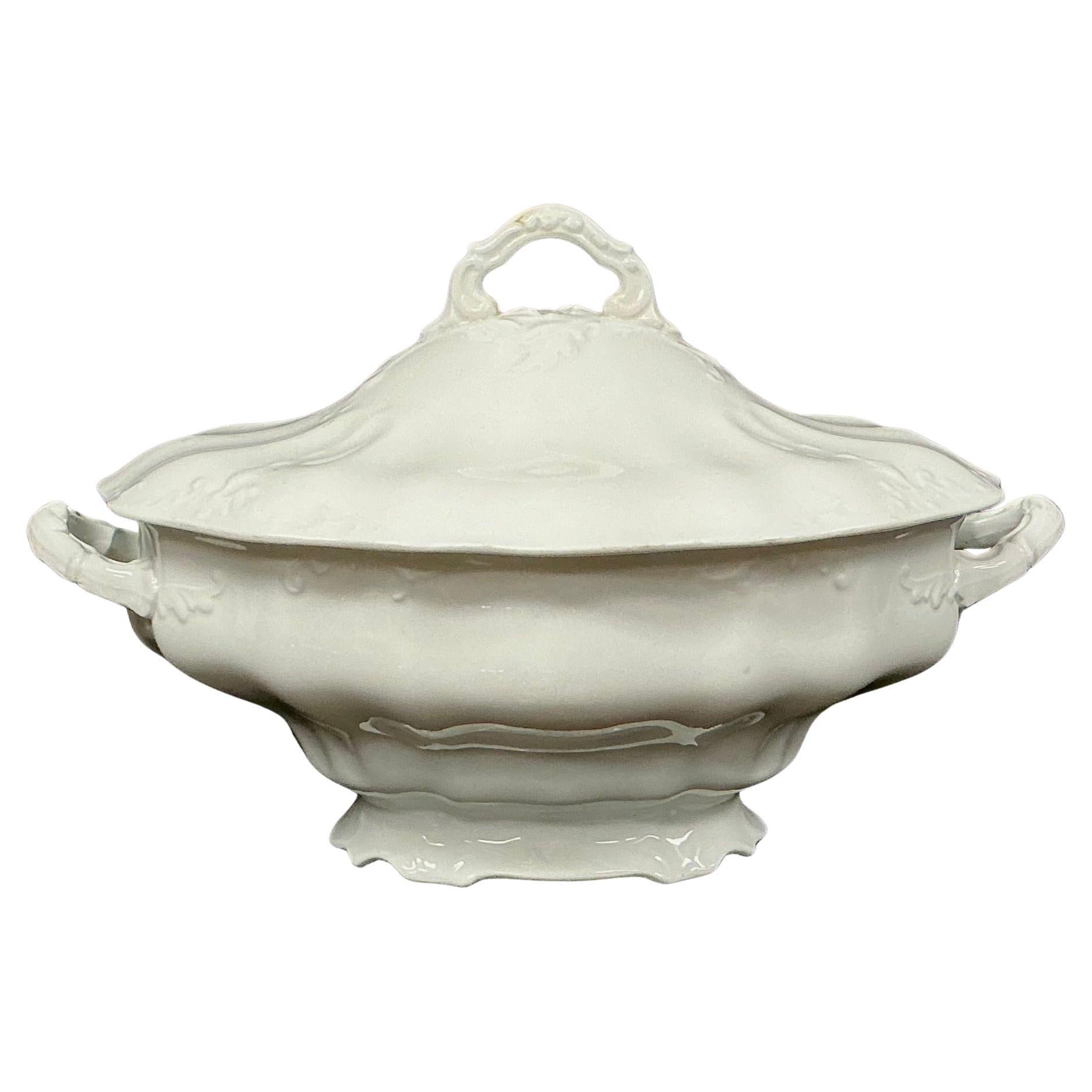 What is a tureen with a ladle?