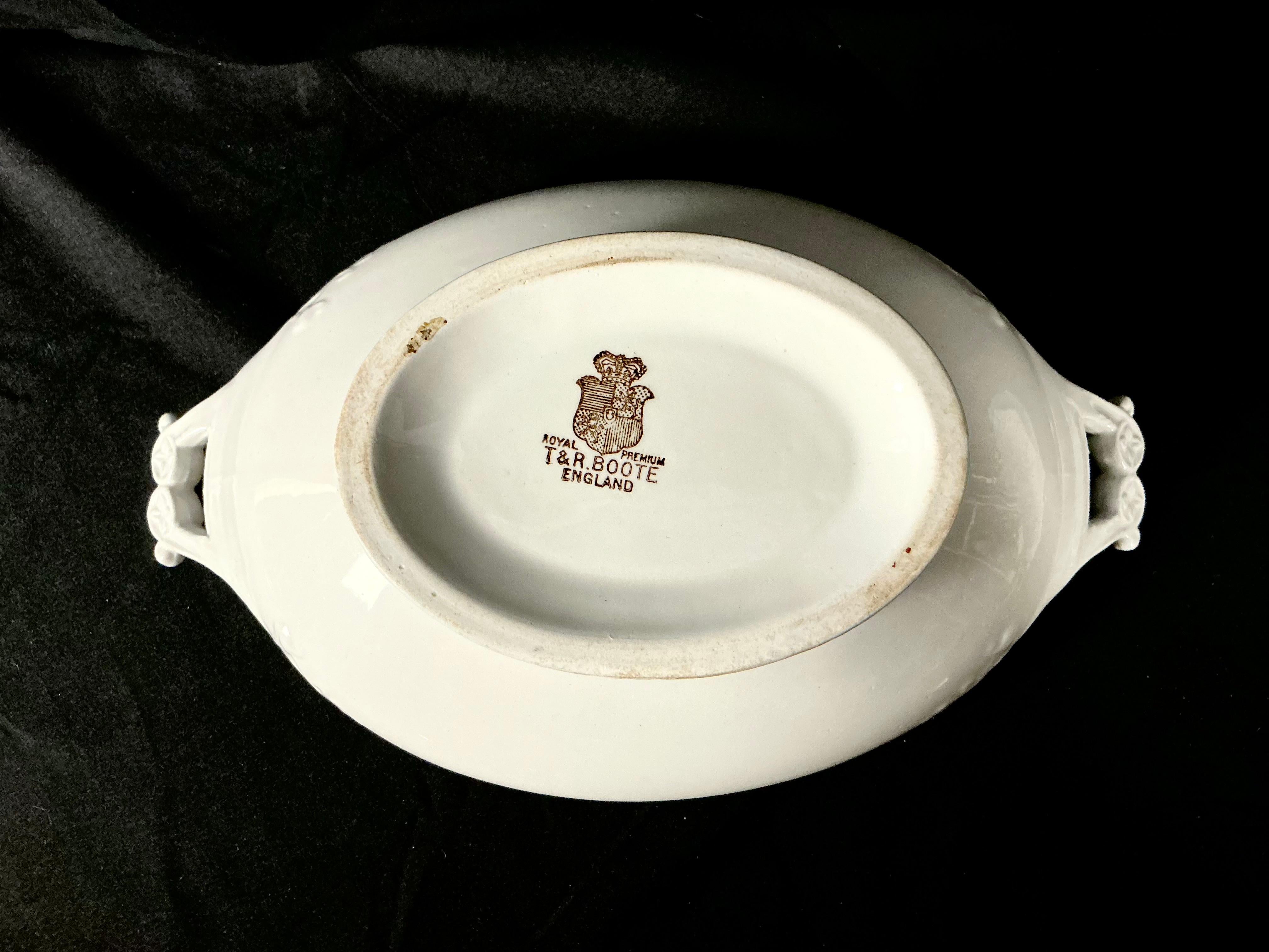 Gemüseterrine aus Eisenstein mit Deckel von T & R Boote, England im Angebot 3