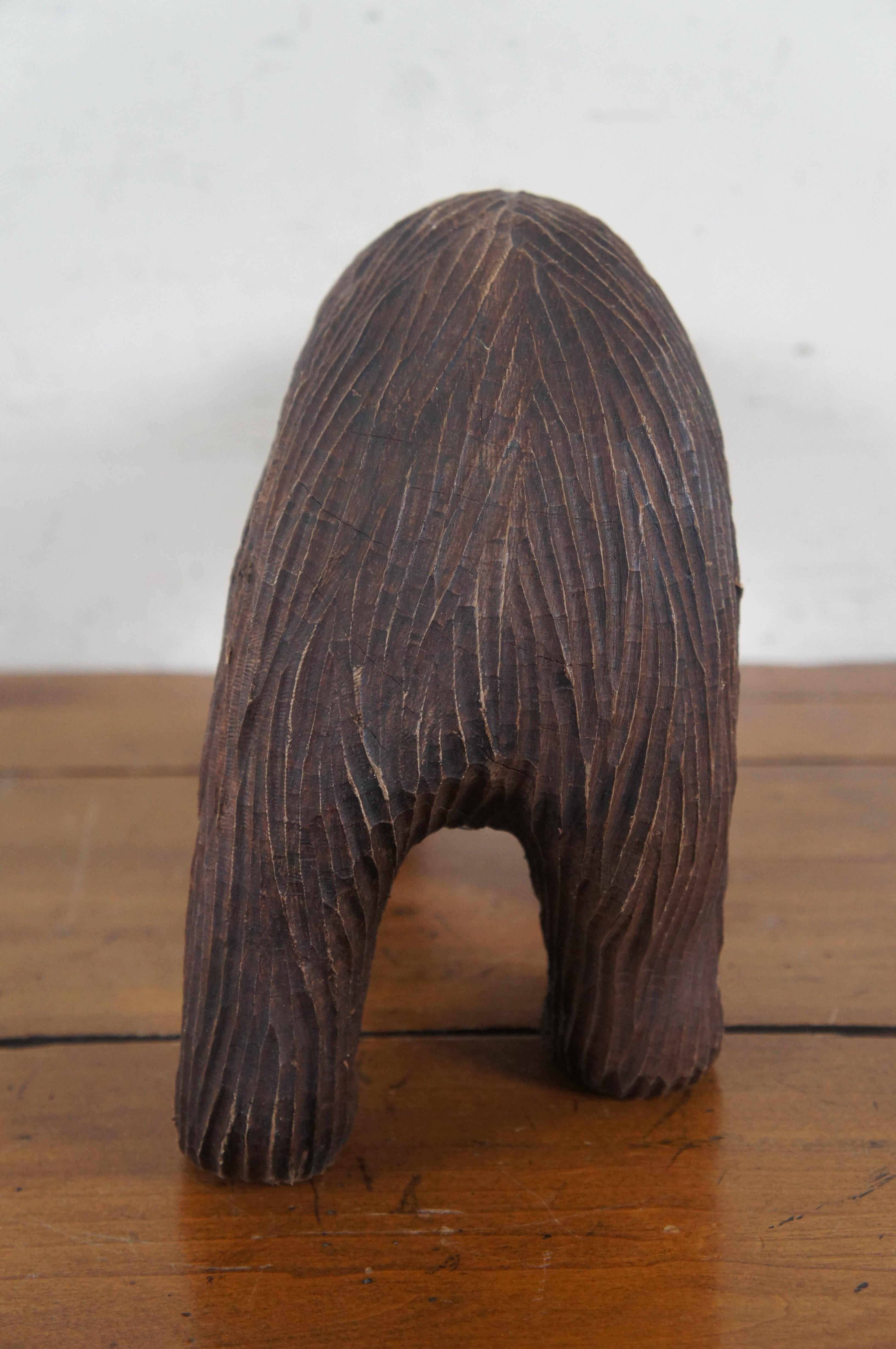 Ironwood Carved Grizzly Bear Sculpture Figurine Rustic Log Cabin Adirondak  In Good Condition For Sale In Dayton, OH