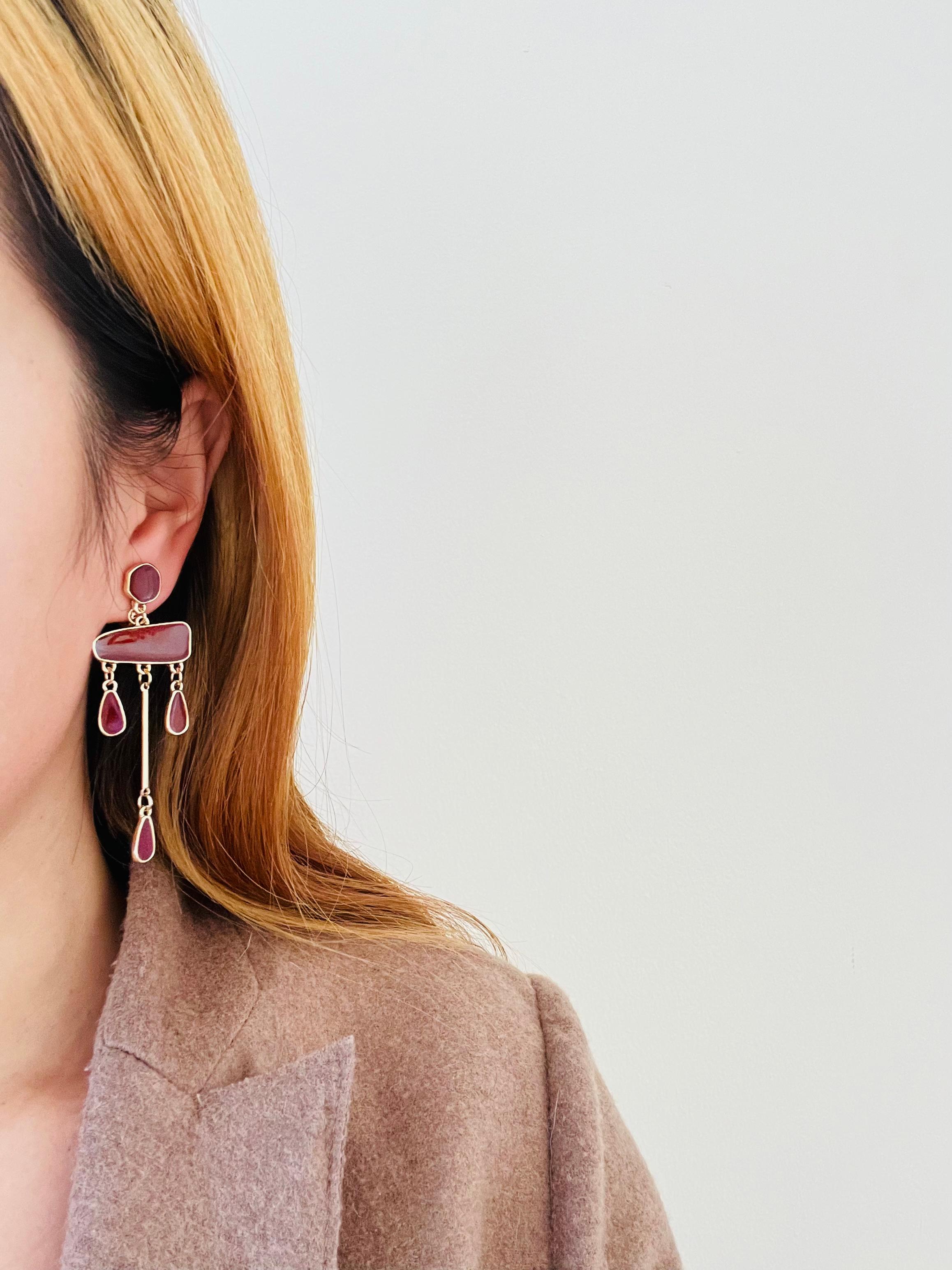 Women's or Men's Irregular Burgundy Red Enamel Chandelier Tassel Water Drop Gold Clip Earrings For Sale