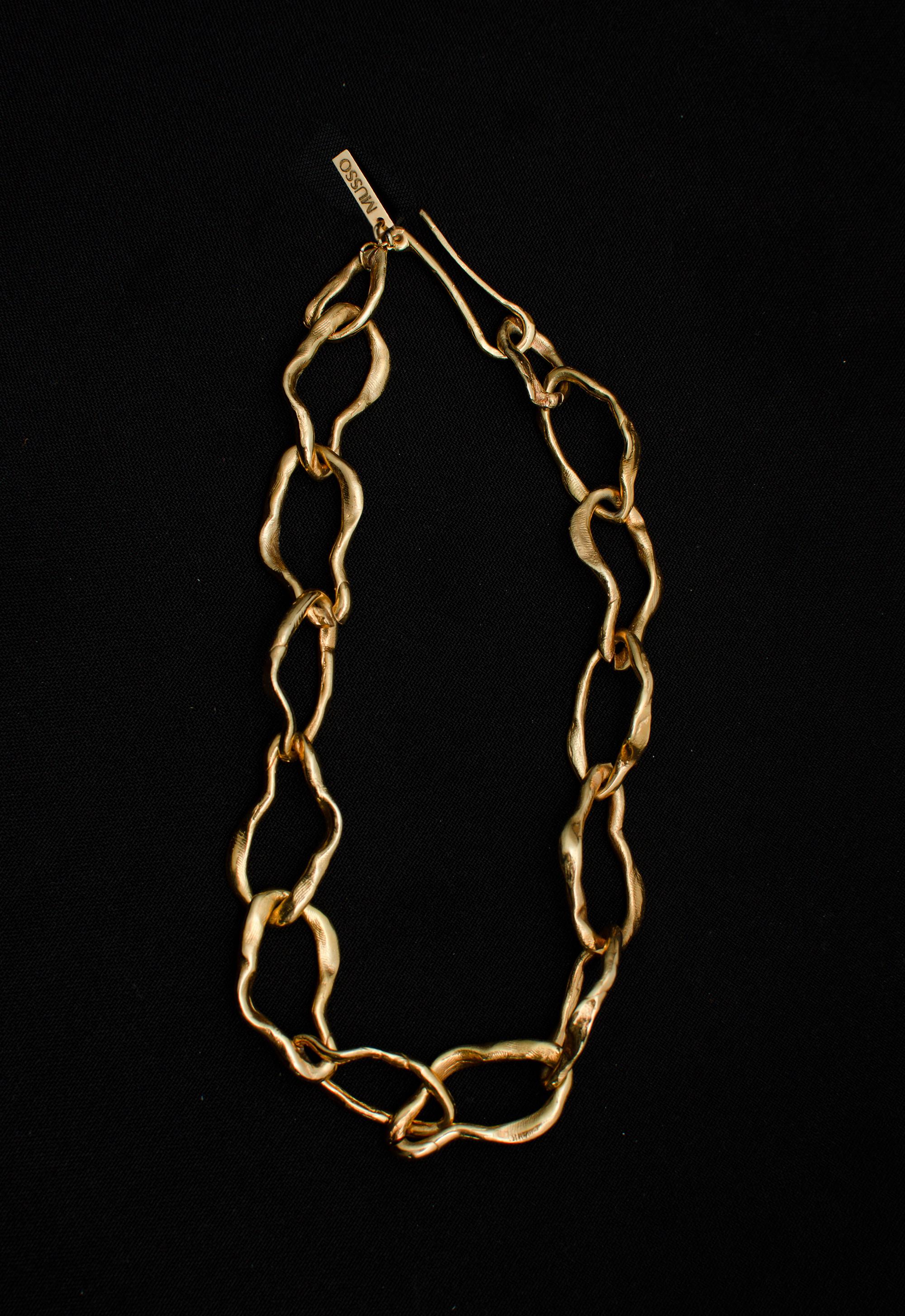 Irregular chain choker necklace  In New Condition For Sale In Lezica Melilla, UY