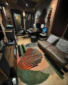 Tappeto irregolare in lana trapuntata a mano 'San Junipero' di Rannisa Soraya RAG home