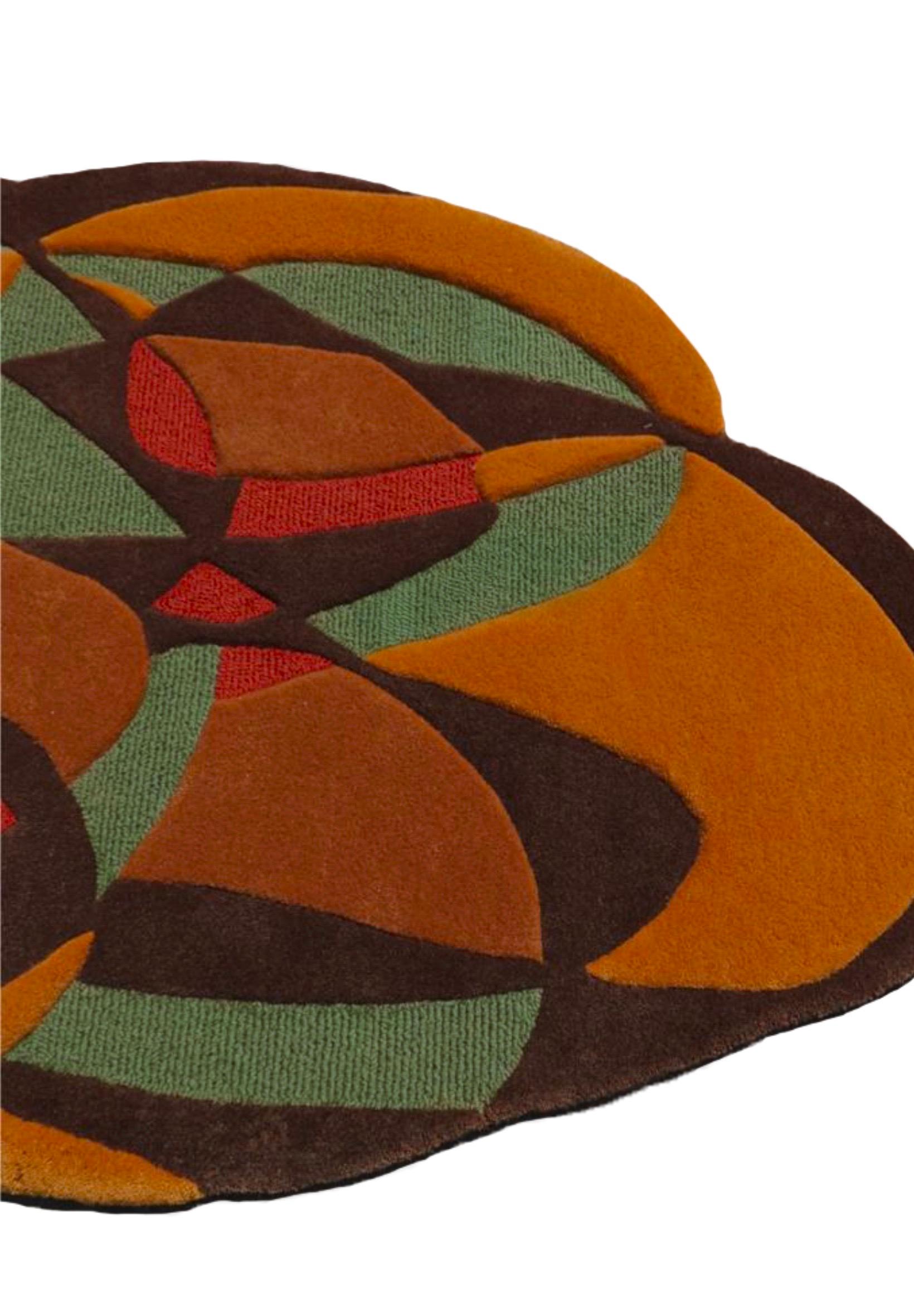 Indonésien Tapis de forme irrégulière de style mi-siècle, touffeté à la main, Hot Pie de RAG HOME en vente