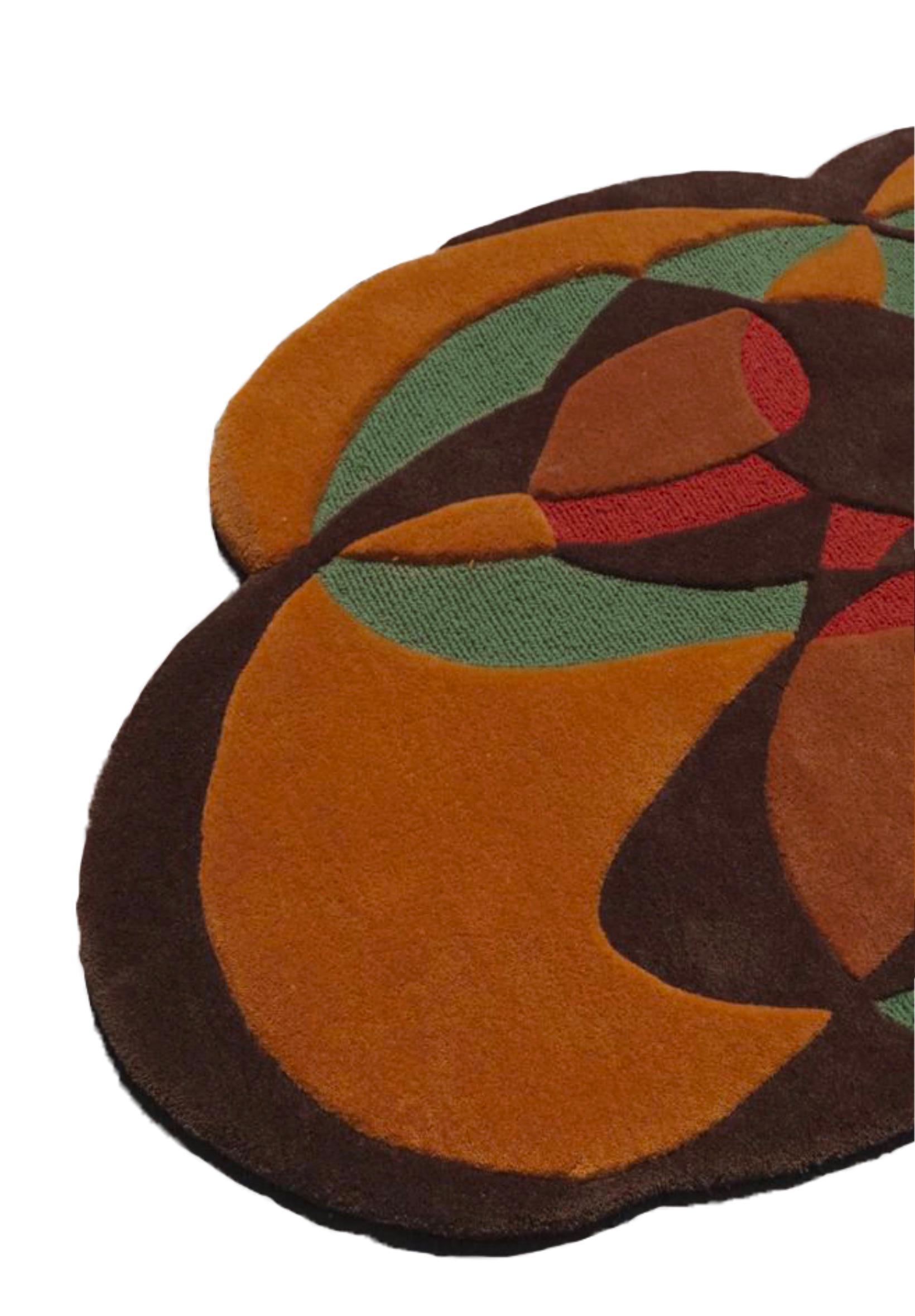 Fait main Tapis de forme irrégulière de style mi-siècle, touffeté à la main, Hot Pie de RAG HOME en vente