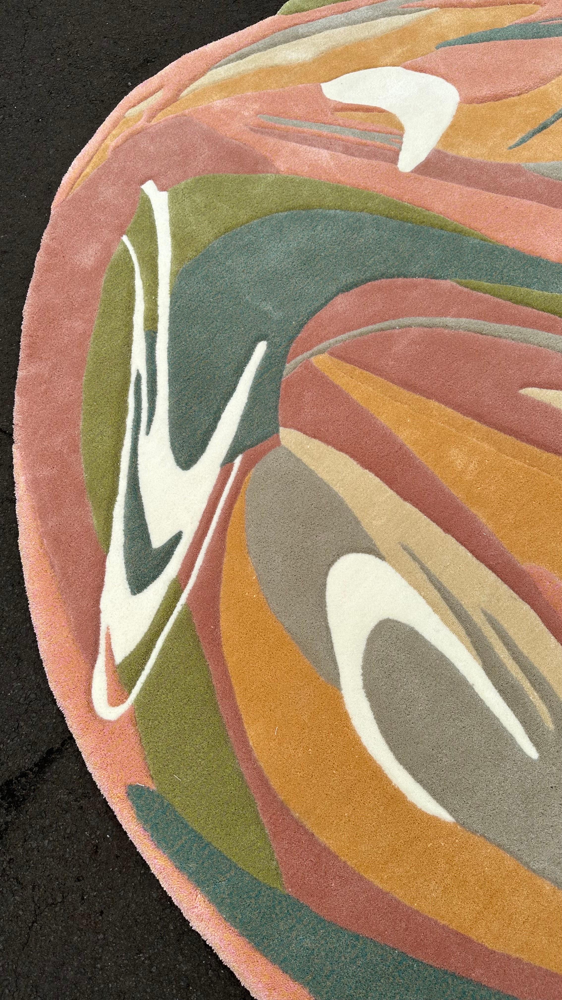 Unregelmäßiger geformter Teppich „ Magic Spell“ von RAG HOME (21. Jahrhundert und zeitgenössisch) im Angebot