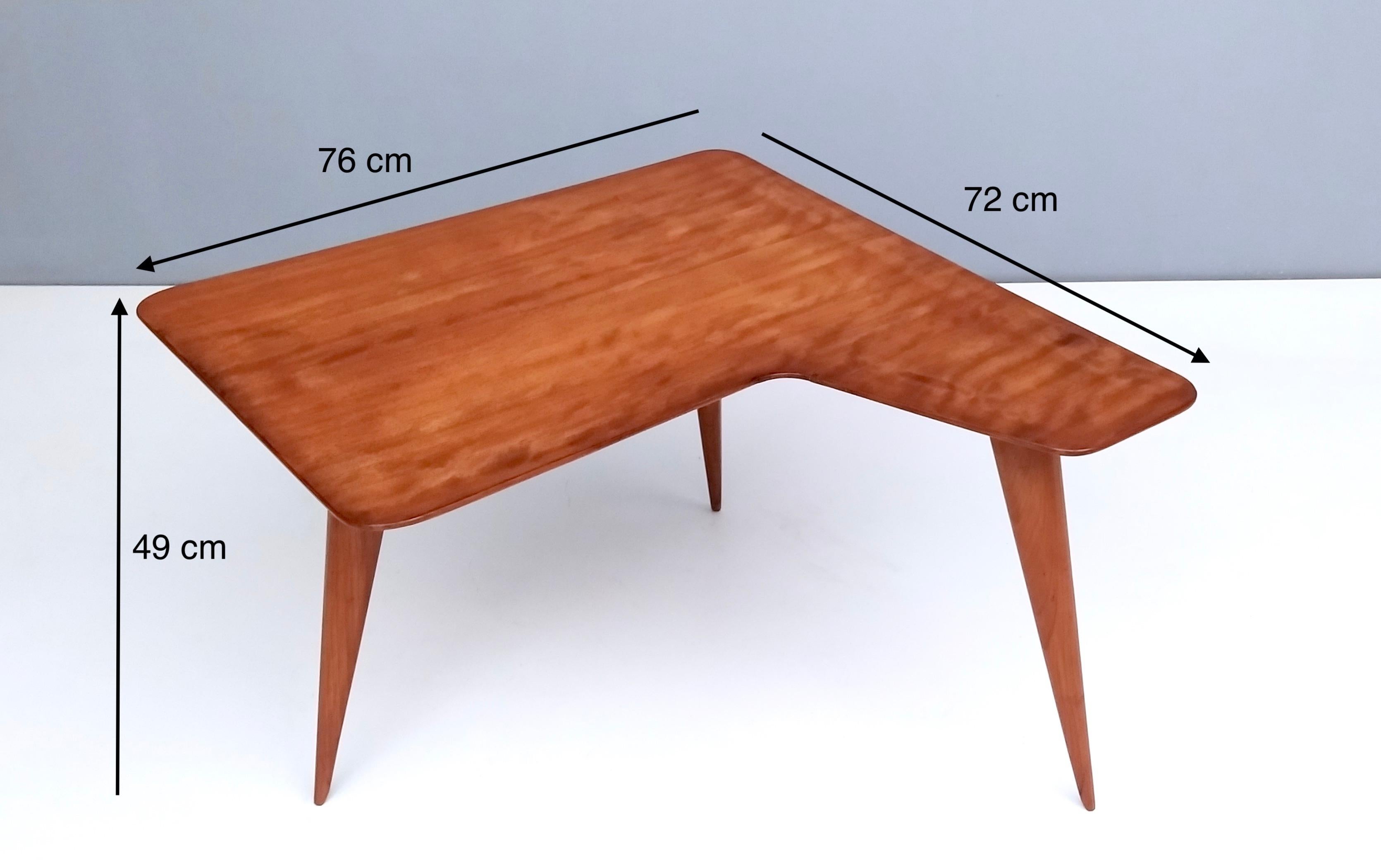 Vintage Irregular Shaped Wood Veneer Coffee Table Ascribable to Gio Ponti, Italy For Sale 3