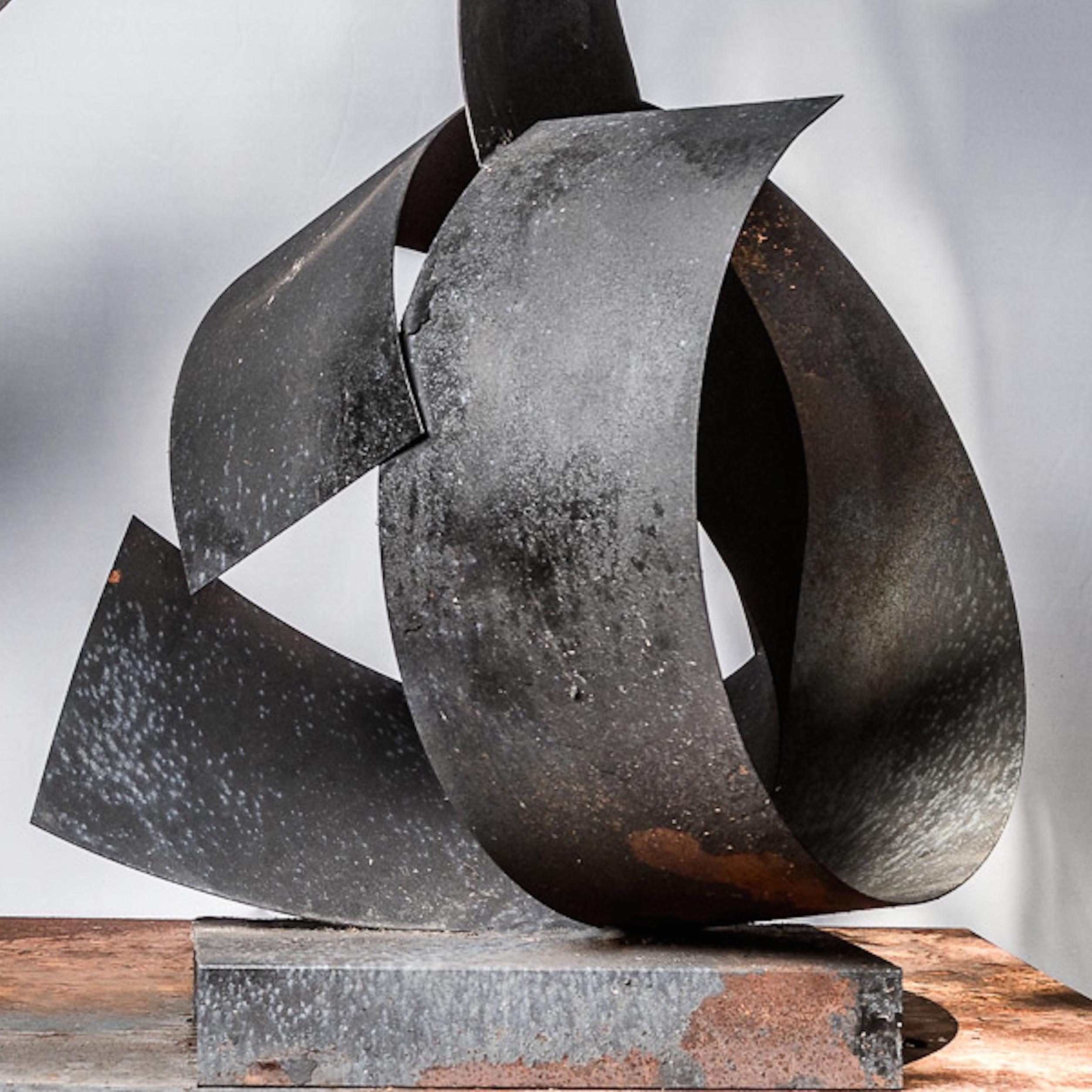 Current - Sculpture by Irwin Labin