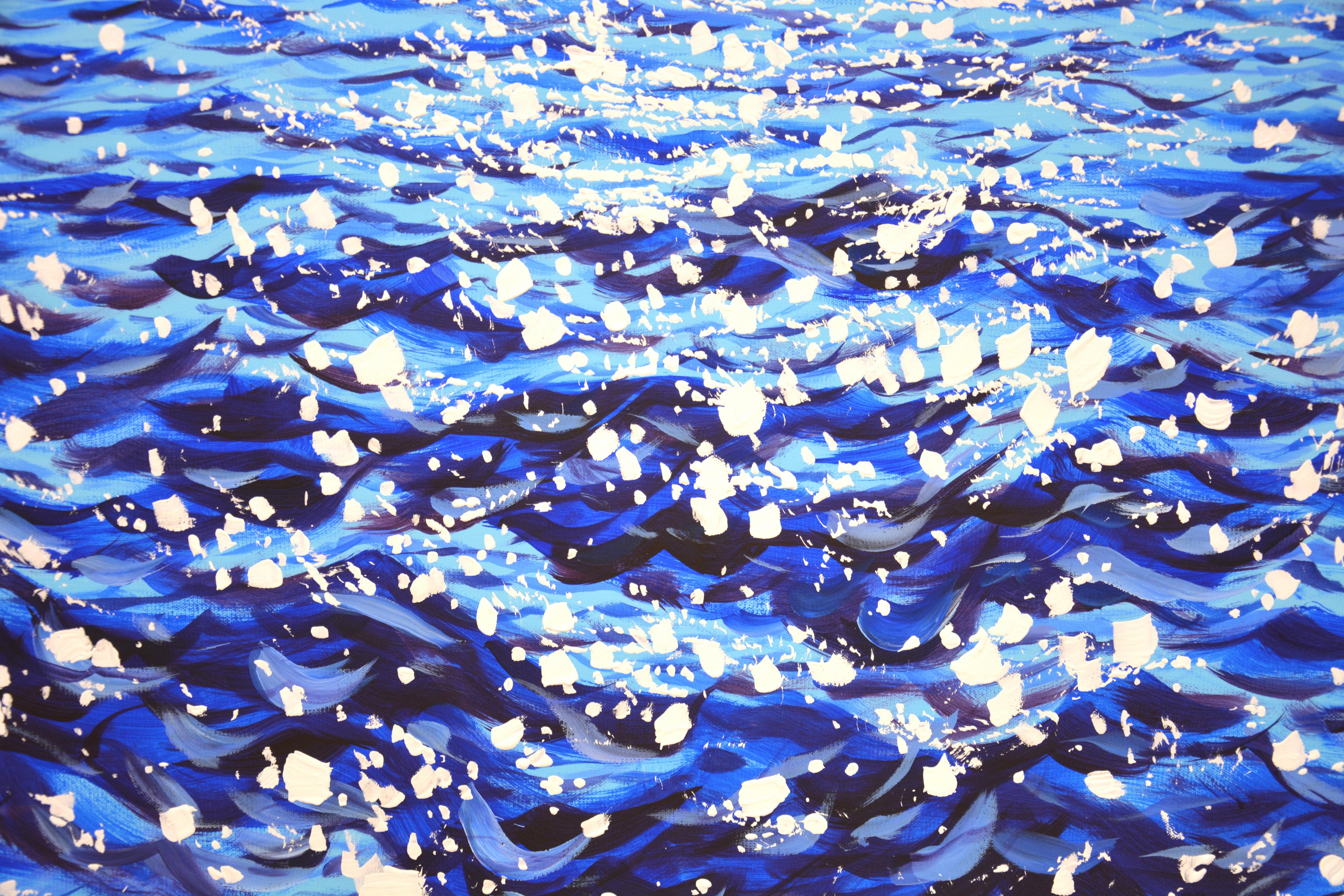 	Blue water. Light. 1