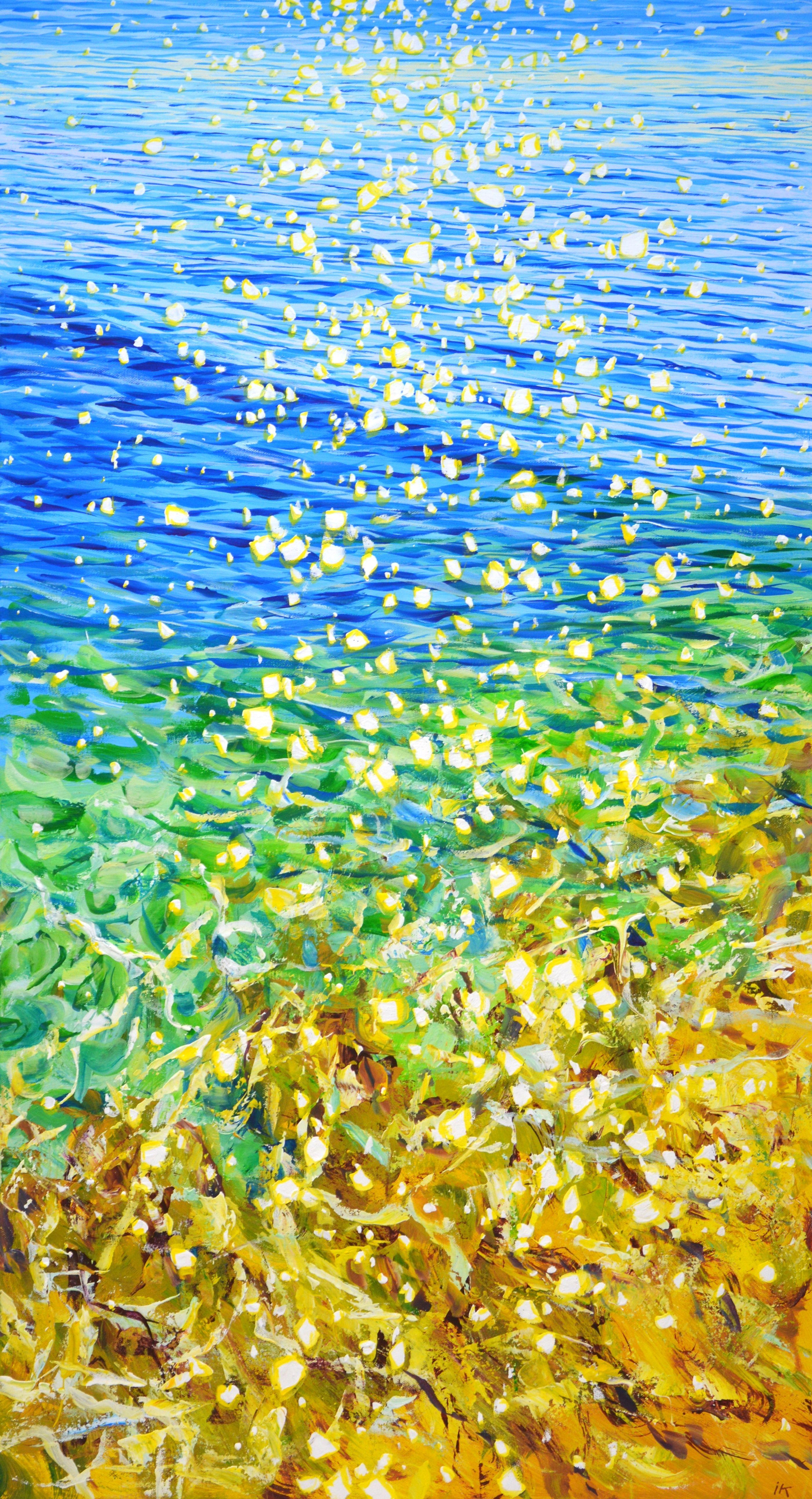Glare of the sun on the water 5.  Blue water, ocean, small waves, sun glare on the water, sand, beach, create an atmosphere of relaxation and romance. Made in the style of realism, light blue, ocher, white palette emphasizes the energy of water.