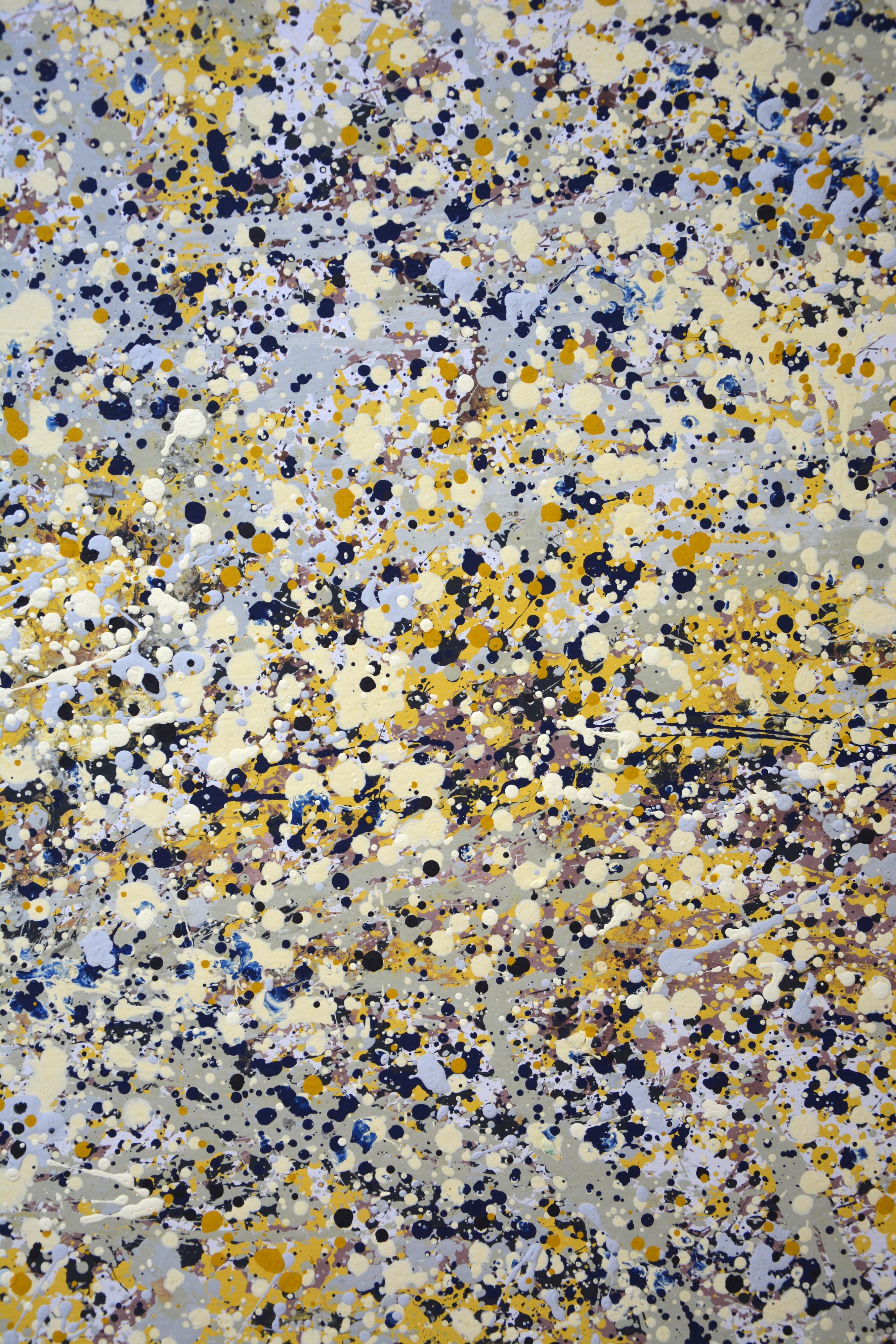 Minimalismo 39. ¡Un moderno cuadro abstracto creado con gotas y salpicaduras de pintura que brilla y resplandece! Los colores se superponen entre sí y también combinan con manchas diferentes. Gotas de muchos colores, amarillo, gris, marrón, azul,