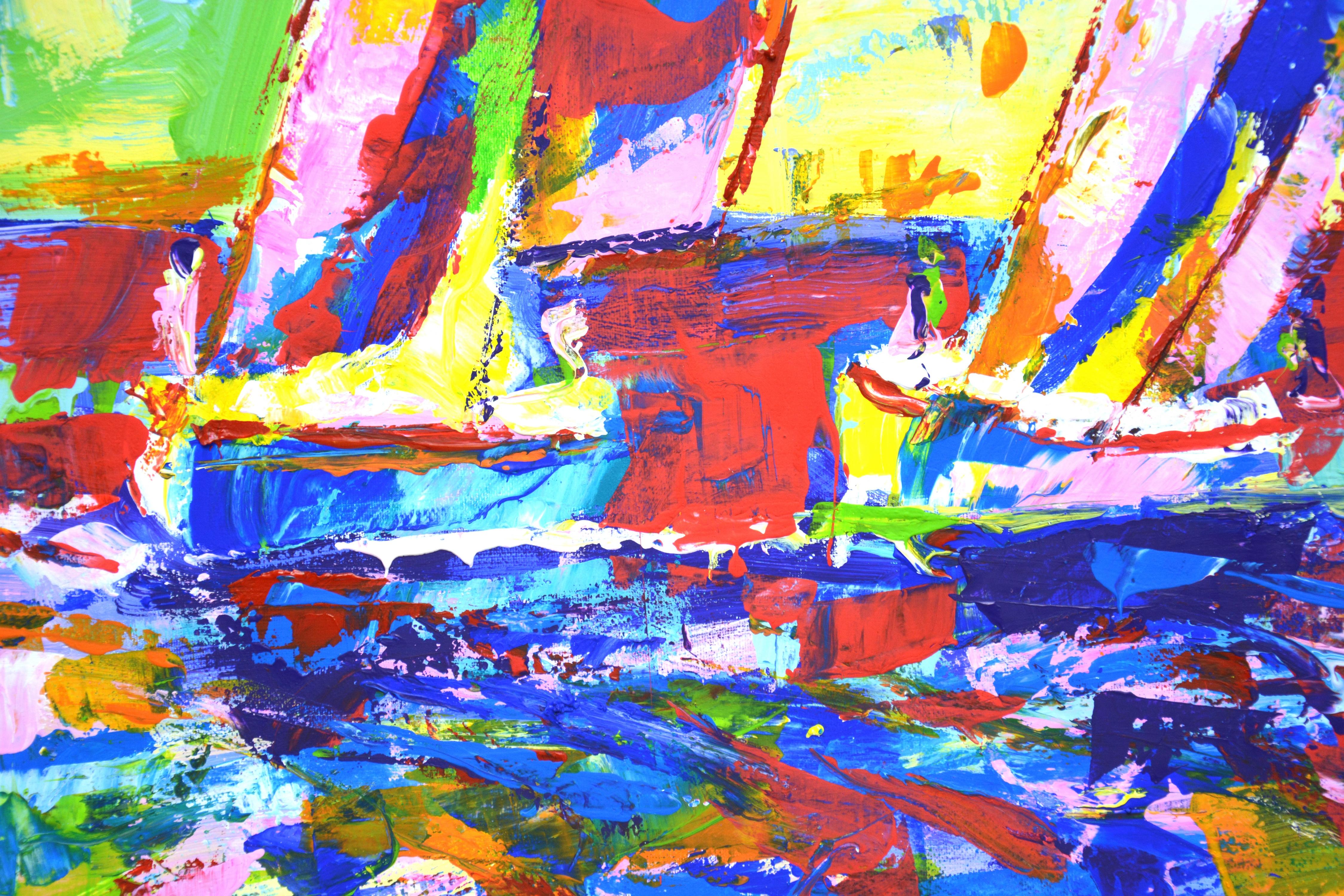 Bateaux à voiles 2. Yachts avec une voile sur un fond abstrait, lumineux et coloré. L'expressionnisme abstrait. Moderne. La palette mélange vigoureusement les couleurs bleu, jaune, vert, violet, rouge et blanc, dispersées sur la toile à l'aide d'une