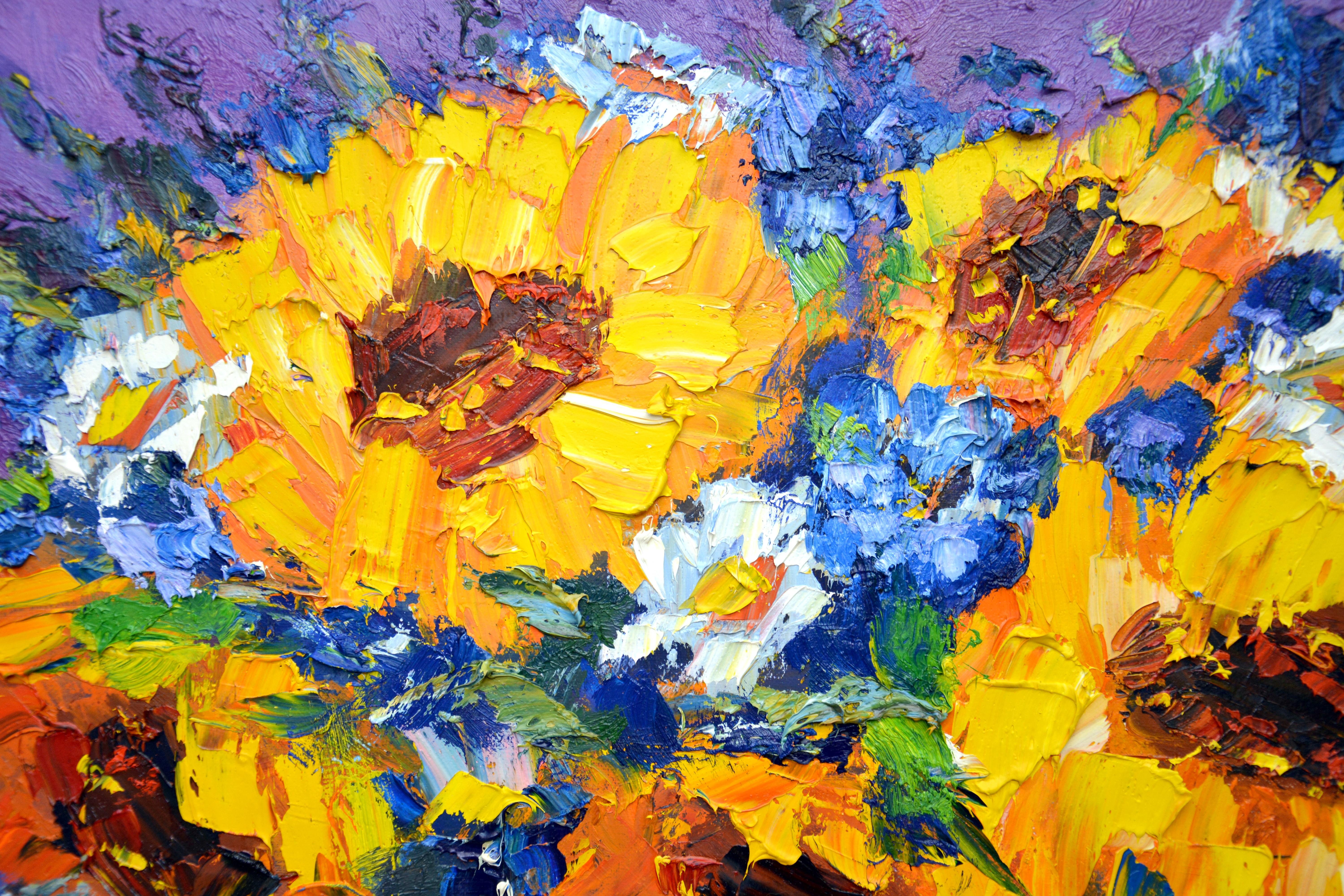 Still life with sunflowers, daisies is painted in oil on  canvas. An expressive summer bouquet painted with a palette knife. The sides are painted. Artist's signature. It is varnished. Ready for suspension. Certificate of Authenticity.