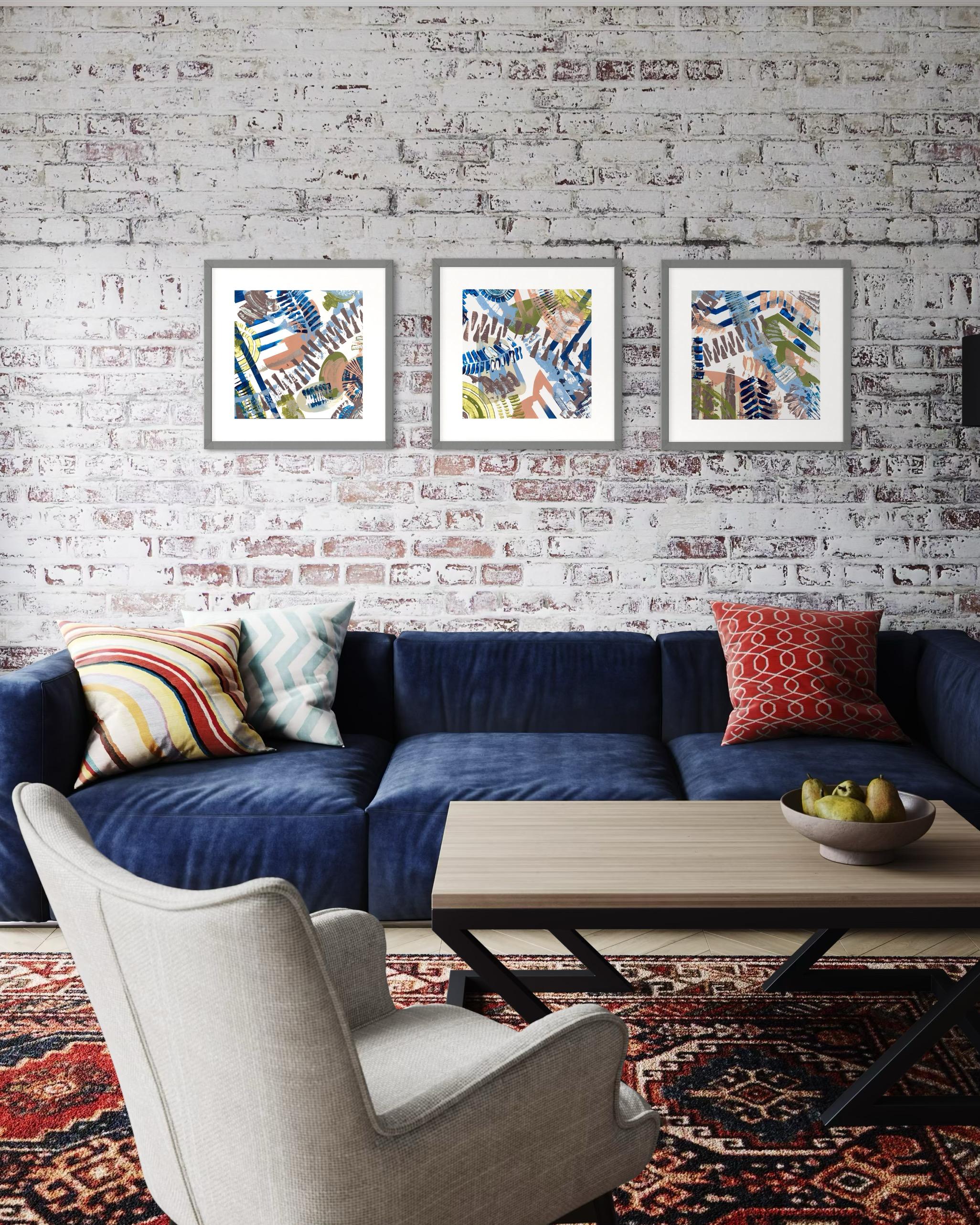 Movement continues, life continues, the city lives 1 von Triptychon im Angebot 10