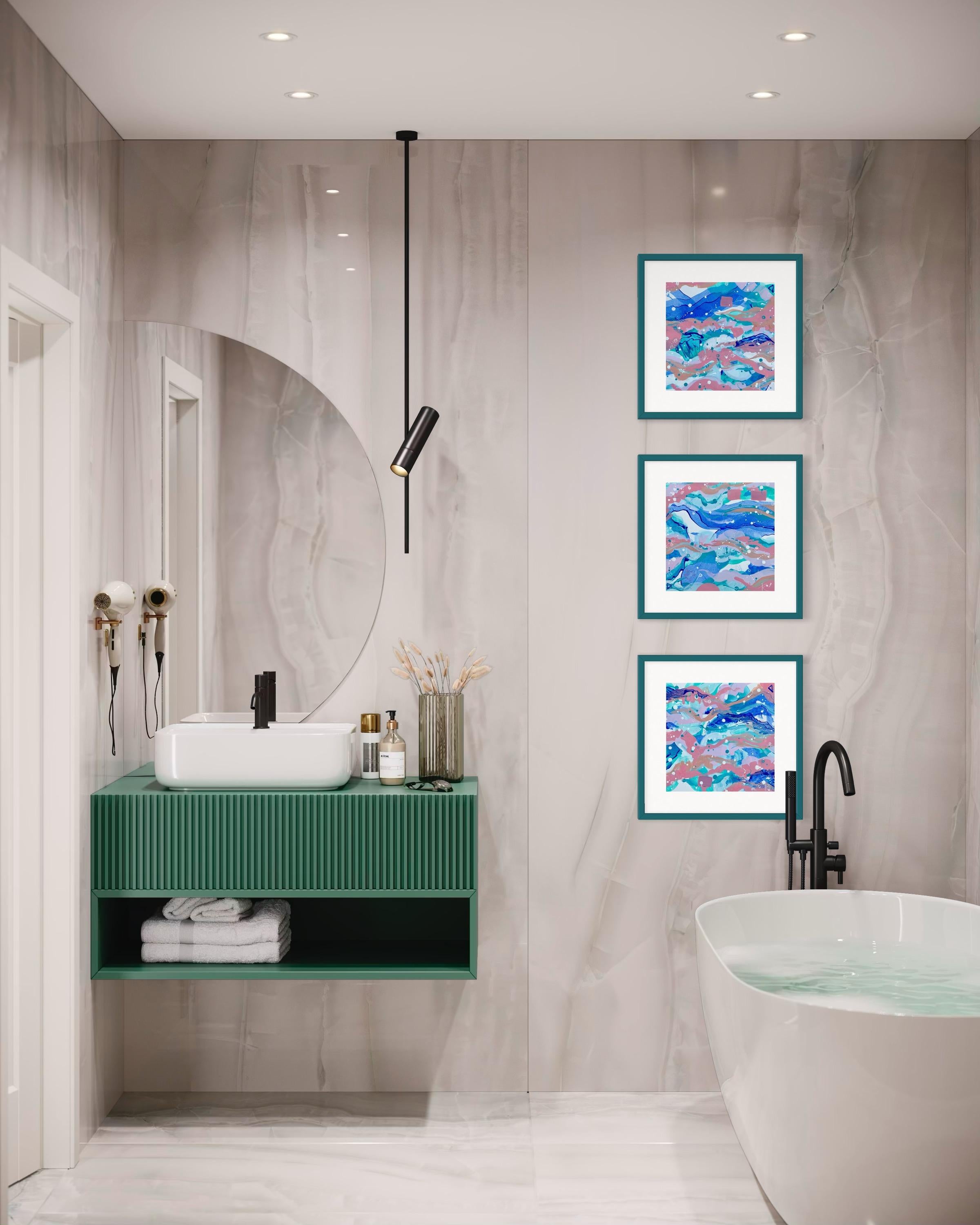 Whisper of the Sea 3 dans le triptyque en vente 11