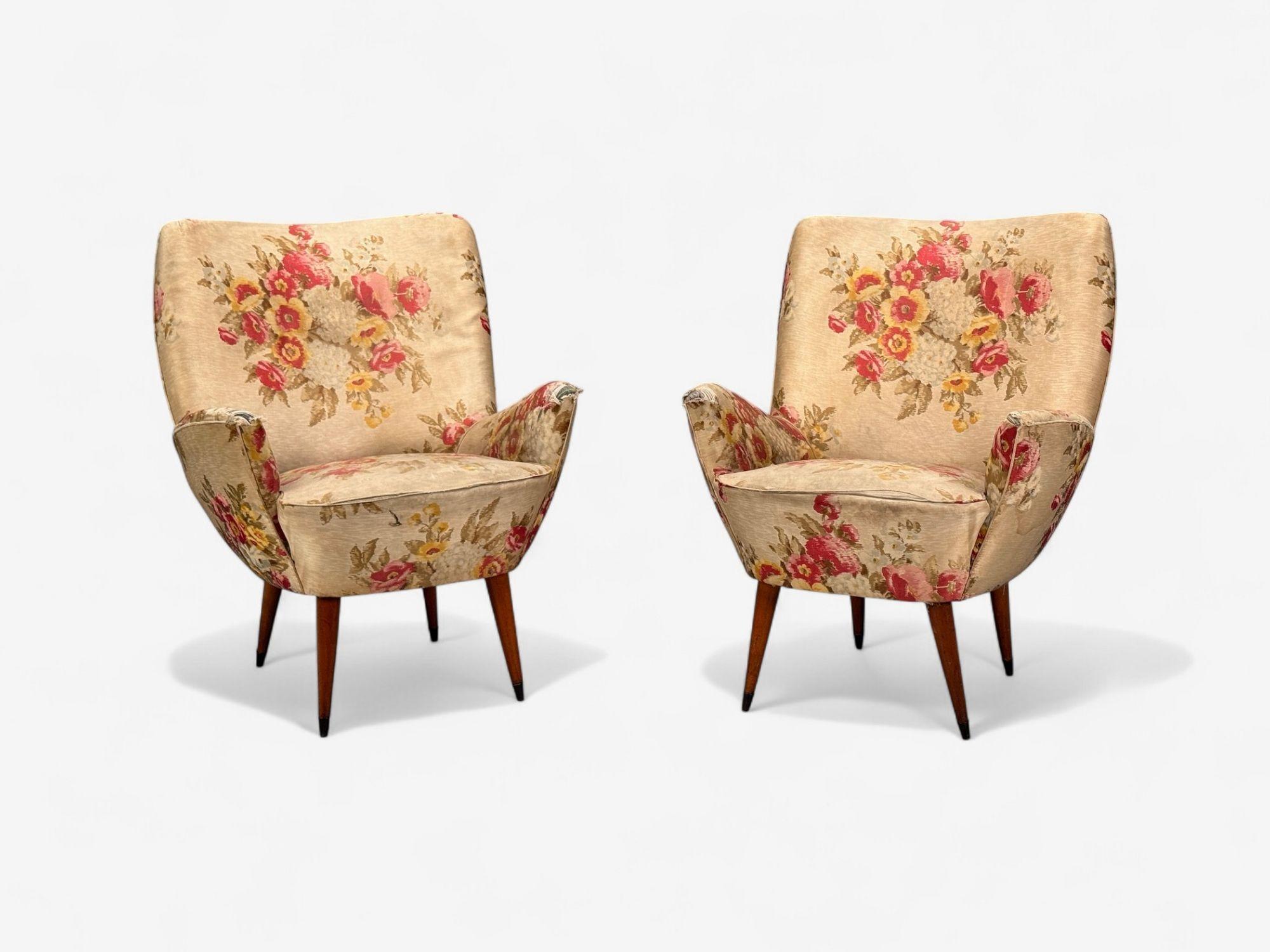 ISA Bergamo, Tela, Madera, Latón, Sillas de salón orgánicas, Italia, años 50 Moderno de mediados de siglo en venta