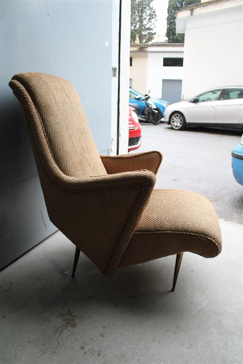 ISA Bergamo fauteuils italiens du milieu du siècle en velours doré, années 1950  en vente 7