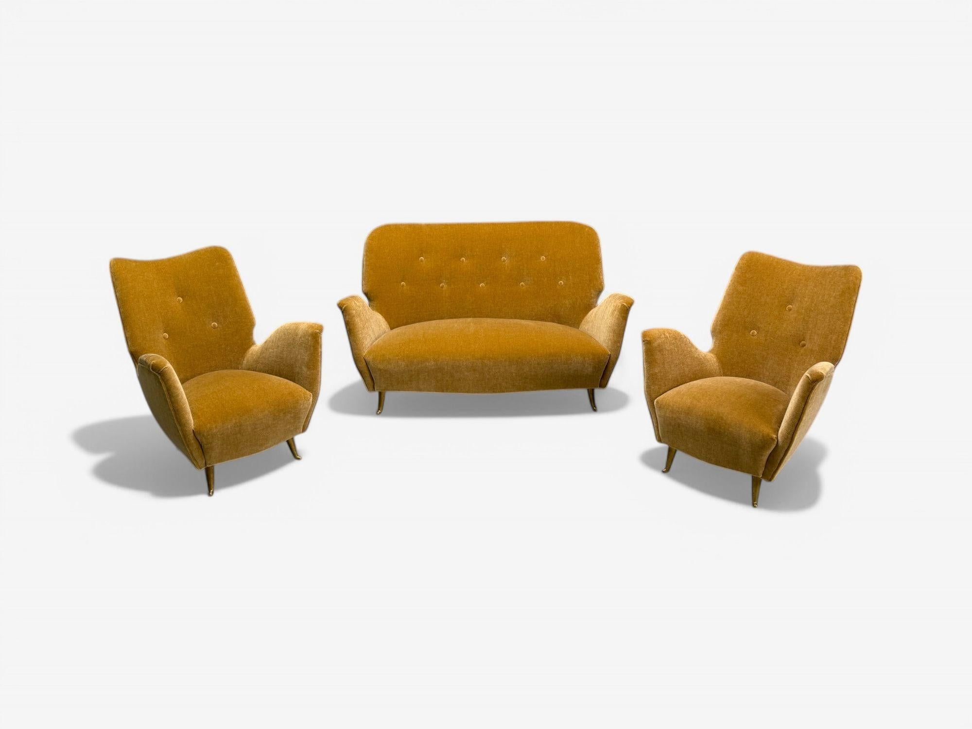 ISA Bergamo, Italian Mid-Century, Bronze, Camel Mohair, Lounge Chairs, 1950s For Sale 5